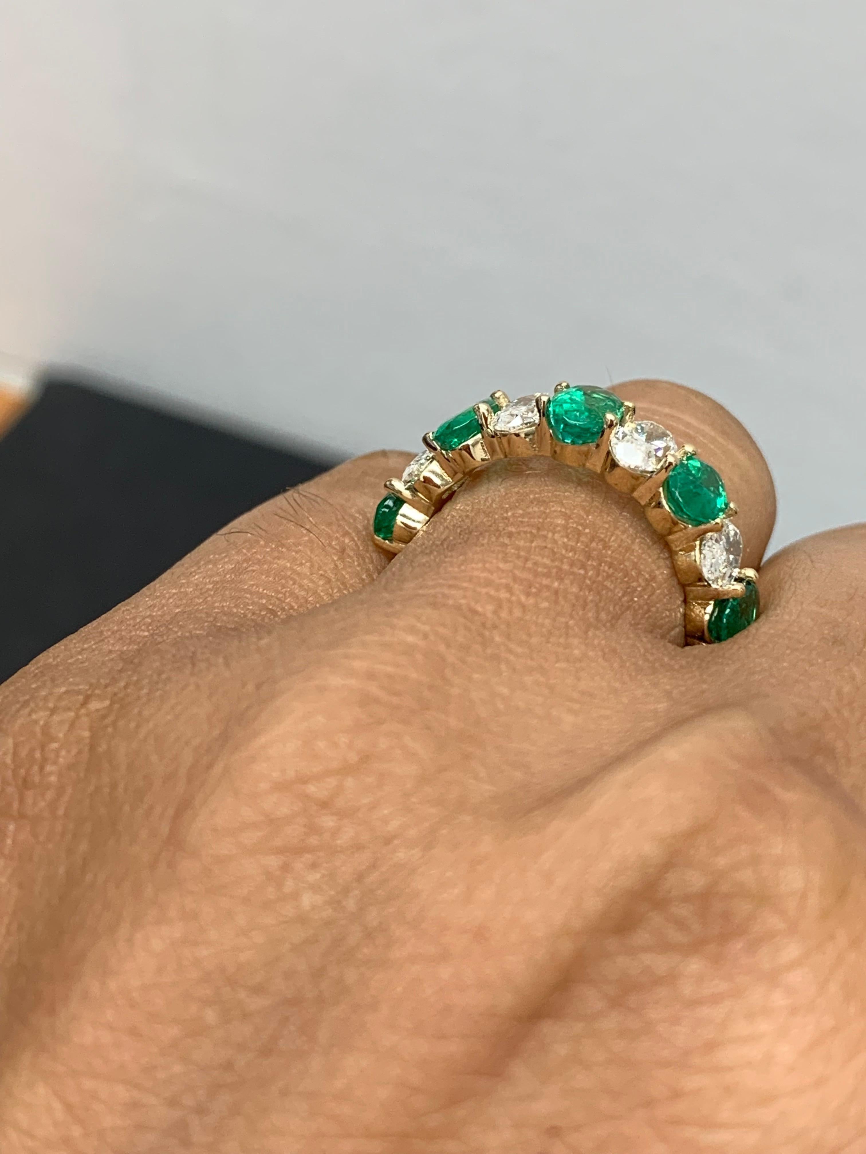 1.89 carat Oval Cut Emerald Diamond Eternity Wedding Band in 14K Yellow Gold In New Condition For Sale In NEW YORK, NY