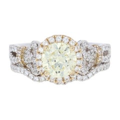 1.89 Carat Round Diamond Ring and Wedding Band 14 Karat Gold Halo GIA VVS2