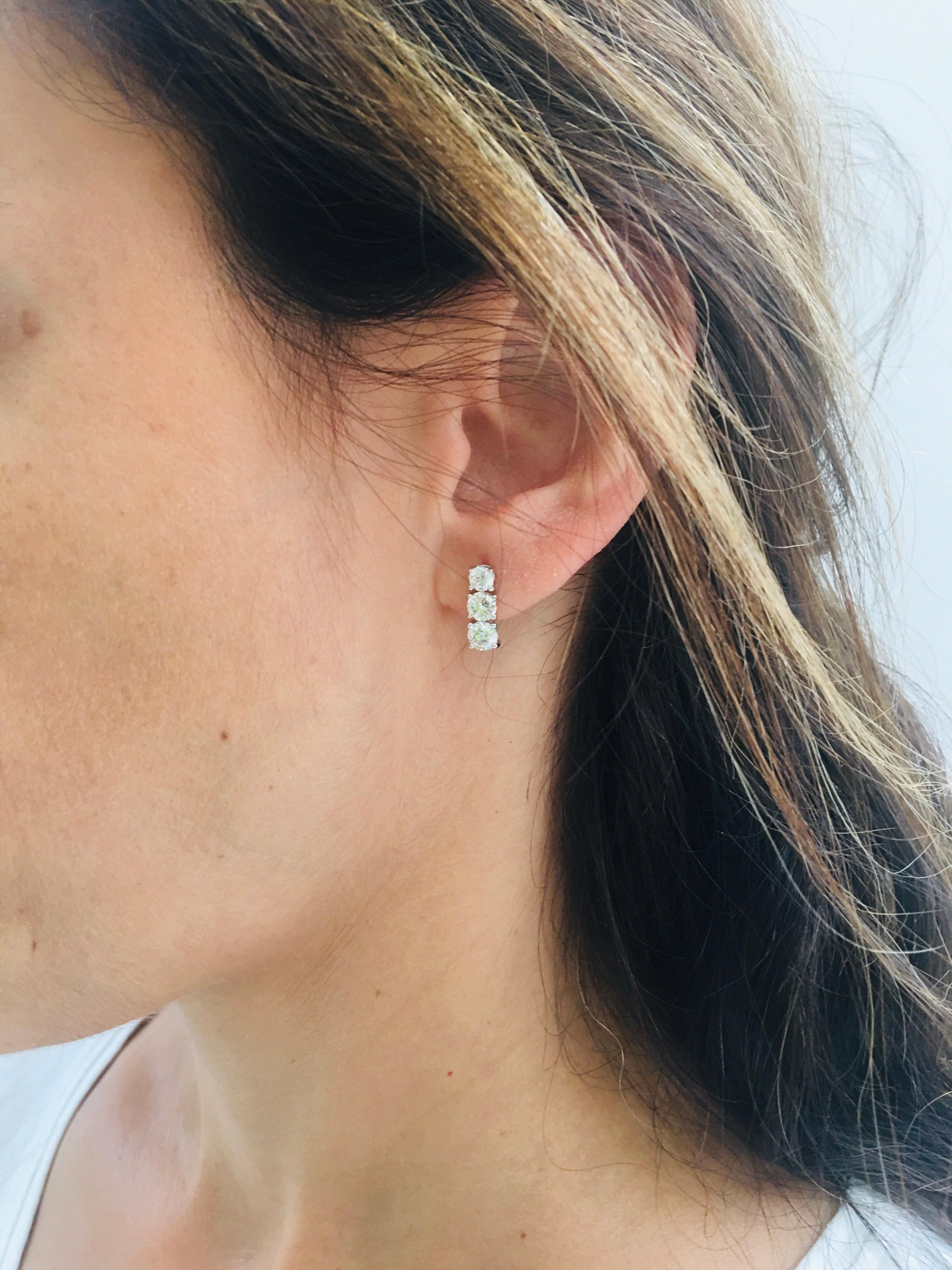 1.89 Carat Round Diamond Three-Stone Classic Drop 18 Karat White Gold Earrings For Sale 4