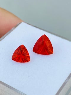 1.89 carats Natural fire Opal Mexican twice ring precision cut