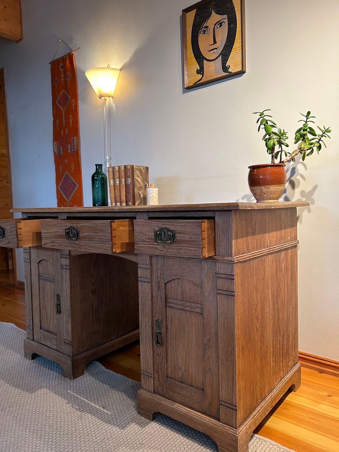 1890-1910 Oak Writing Table, Late-Art Nouveau, Norway / Denmark For Sale 5