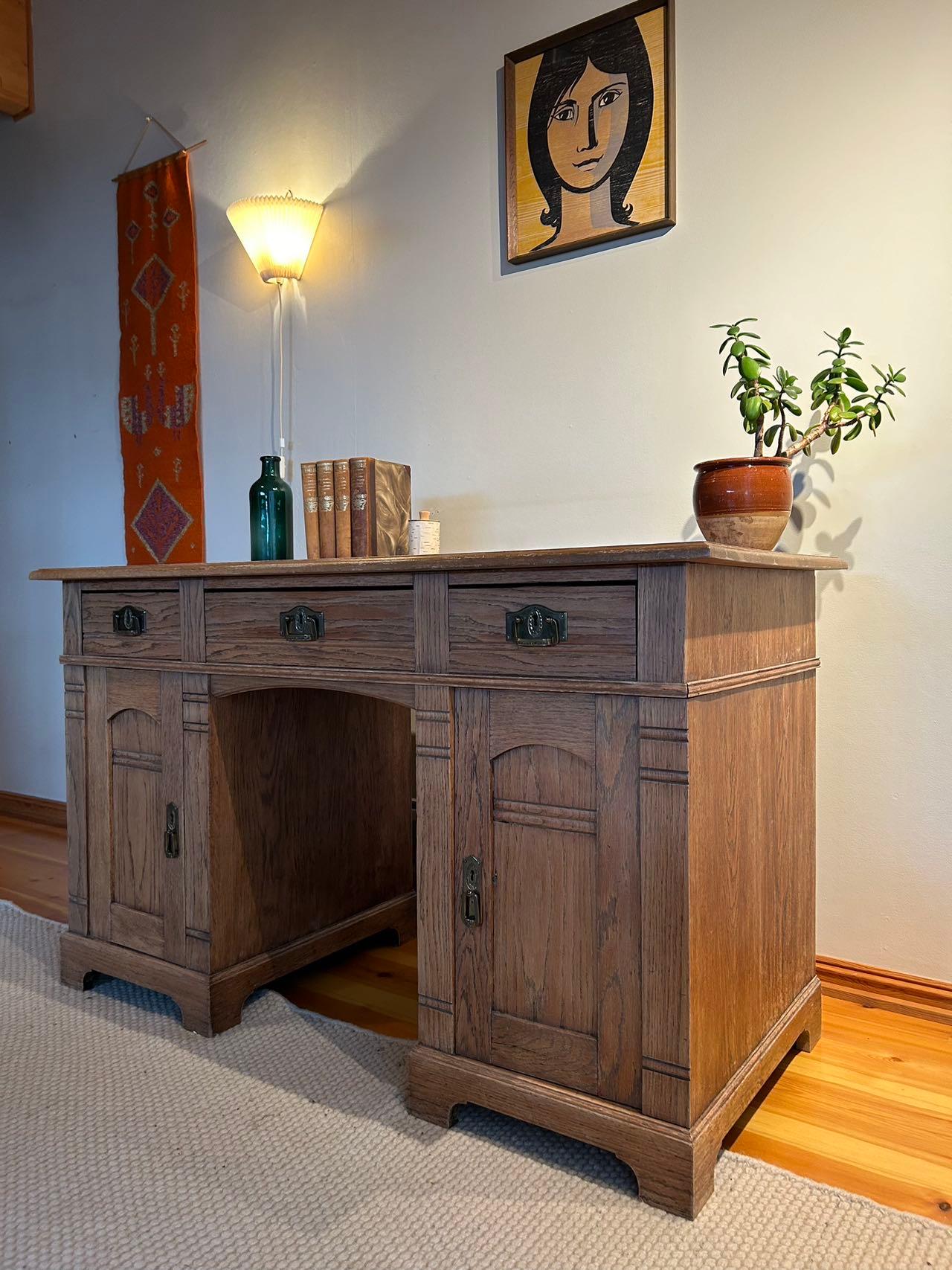 1890-1910 Oak Writing Table, Late-Art Nouveau, Norway / Denmark For Sale 6