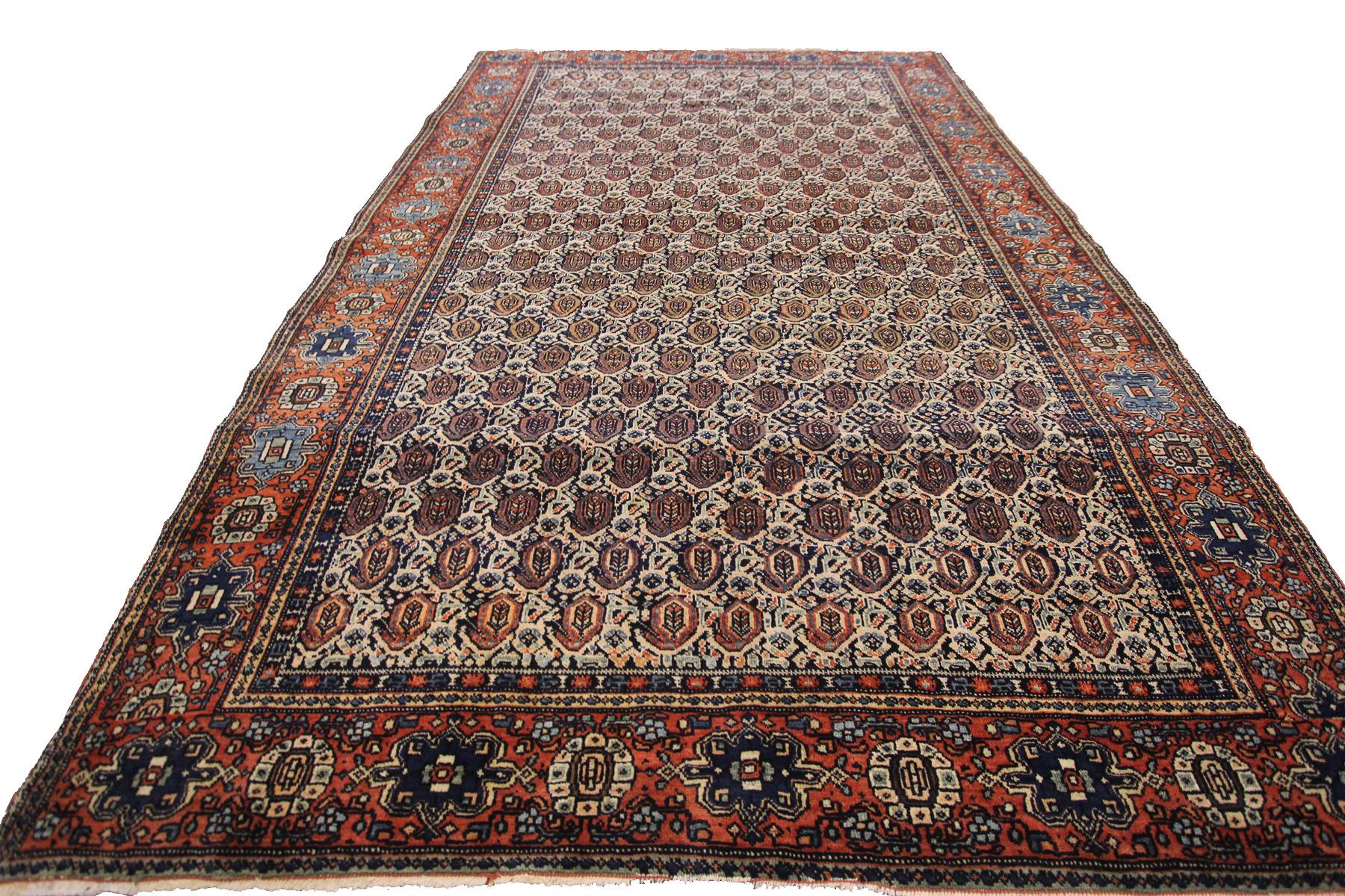 1890 antique Persian rug antique Persian rug Sarouk Farahan Geometric overall navy blue

Measures: 4'3