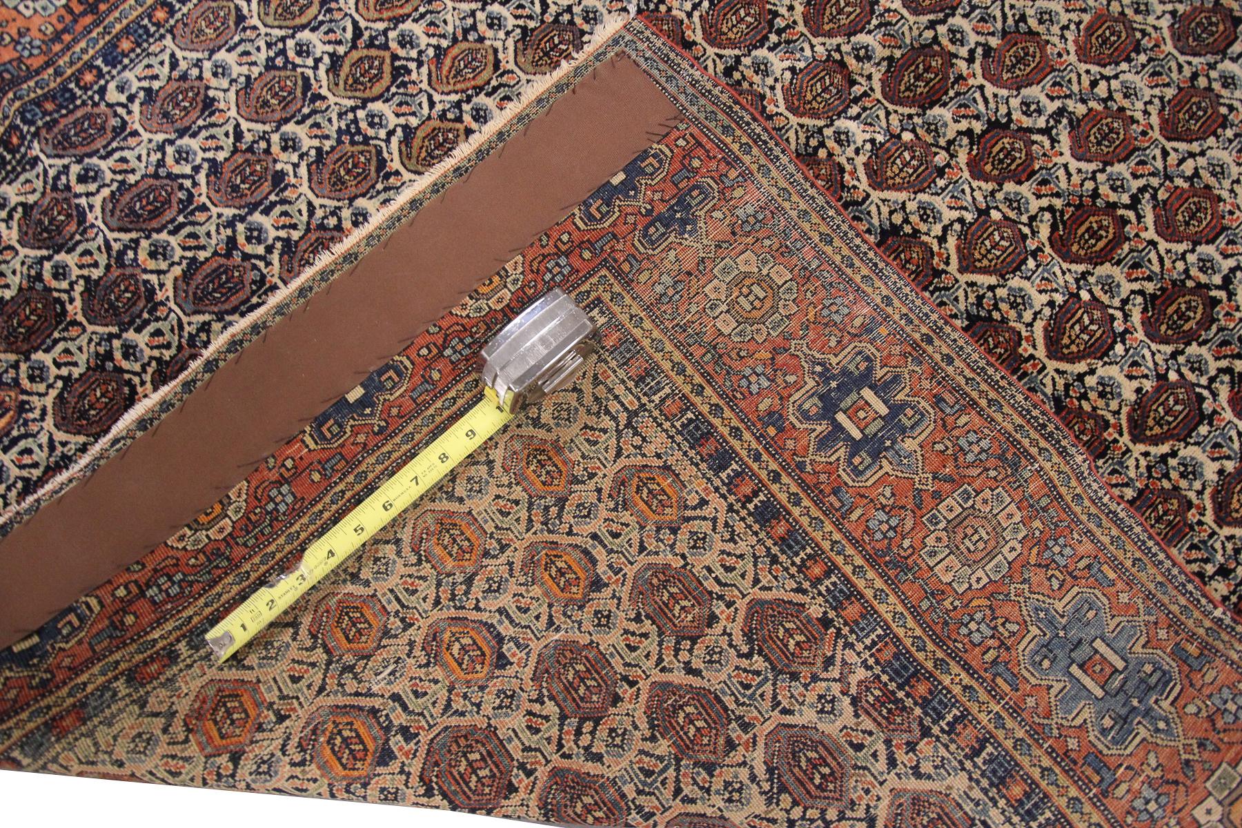 Tapis persan ancien de 1890 Tapis persan ancien de Sarouk Farahan géométrique général en vente 2