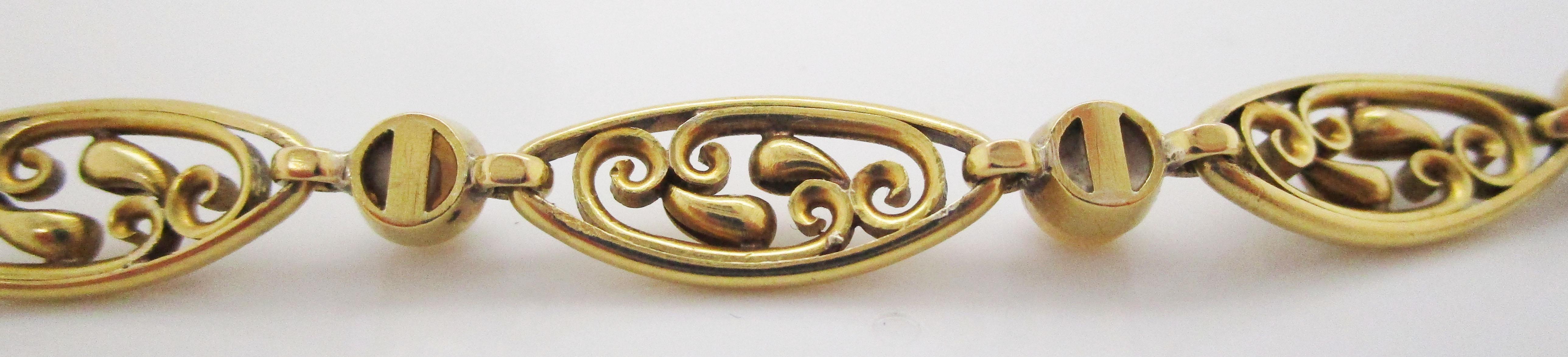 Französisches Jugendstil-Armband aus 18 Karat Gold und GIA-zertifizierter natürlicher Perle, 1890 (Art nouveau) im Angebot