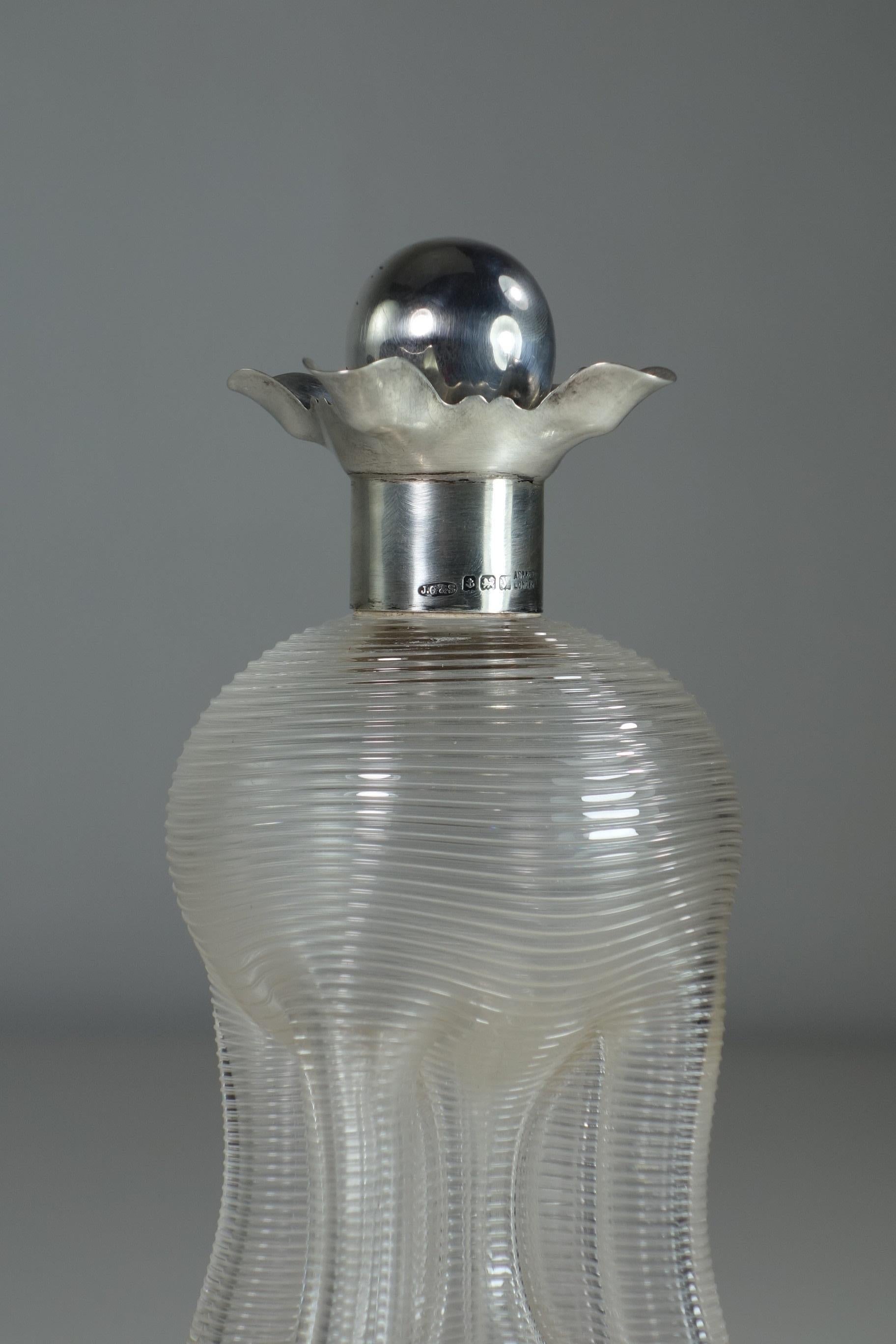 1890 Asprey London Victorian Sterling Silver Glass Decanter im Zustand „Gut“ im Angebot in Brescia, IT