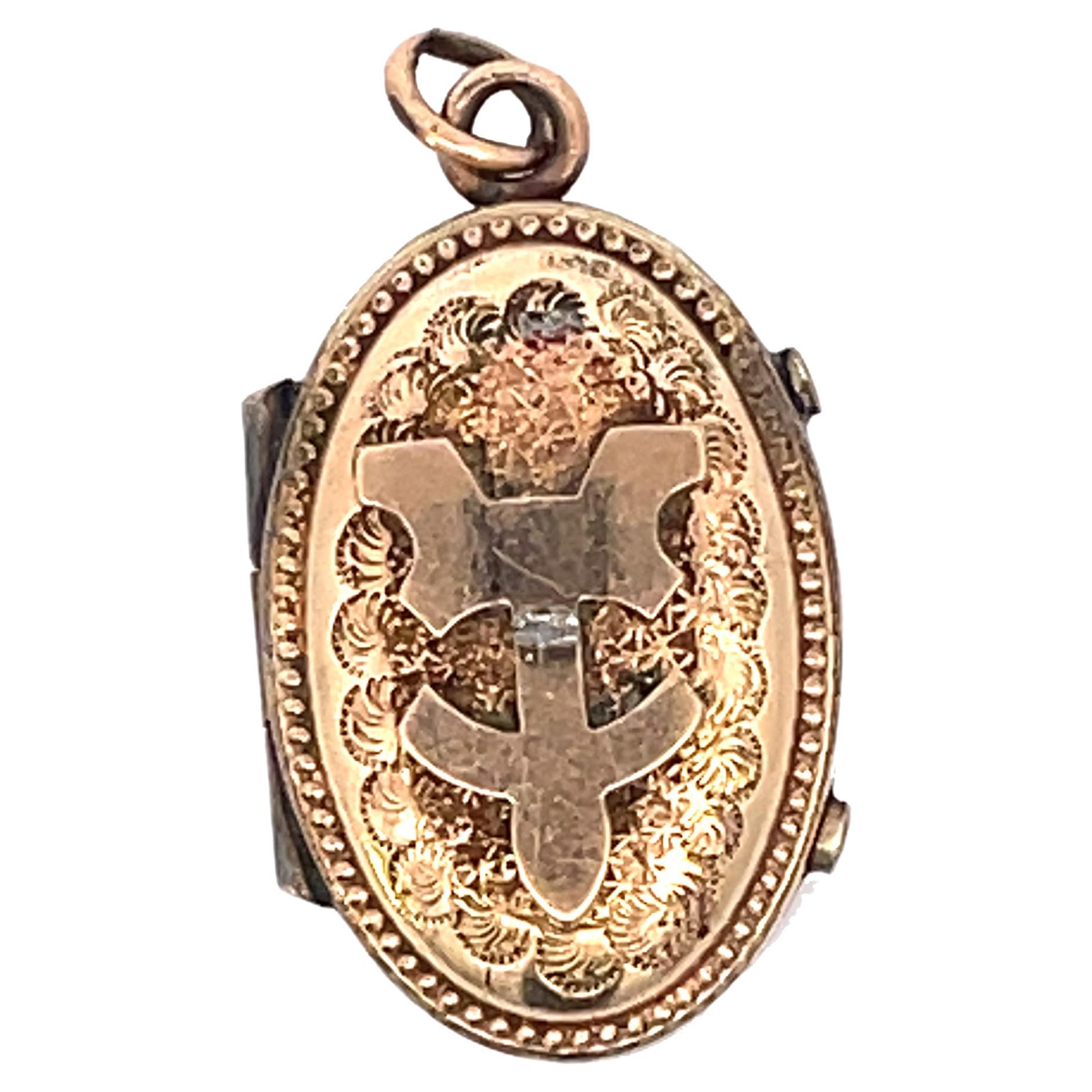 1890 Etruscan Engraved Gold Locket
