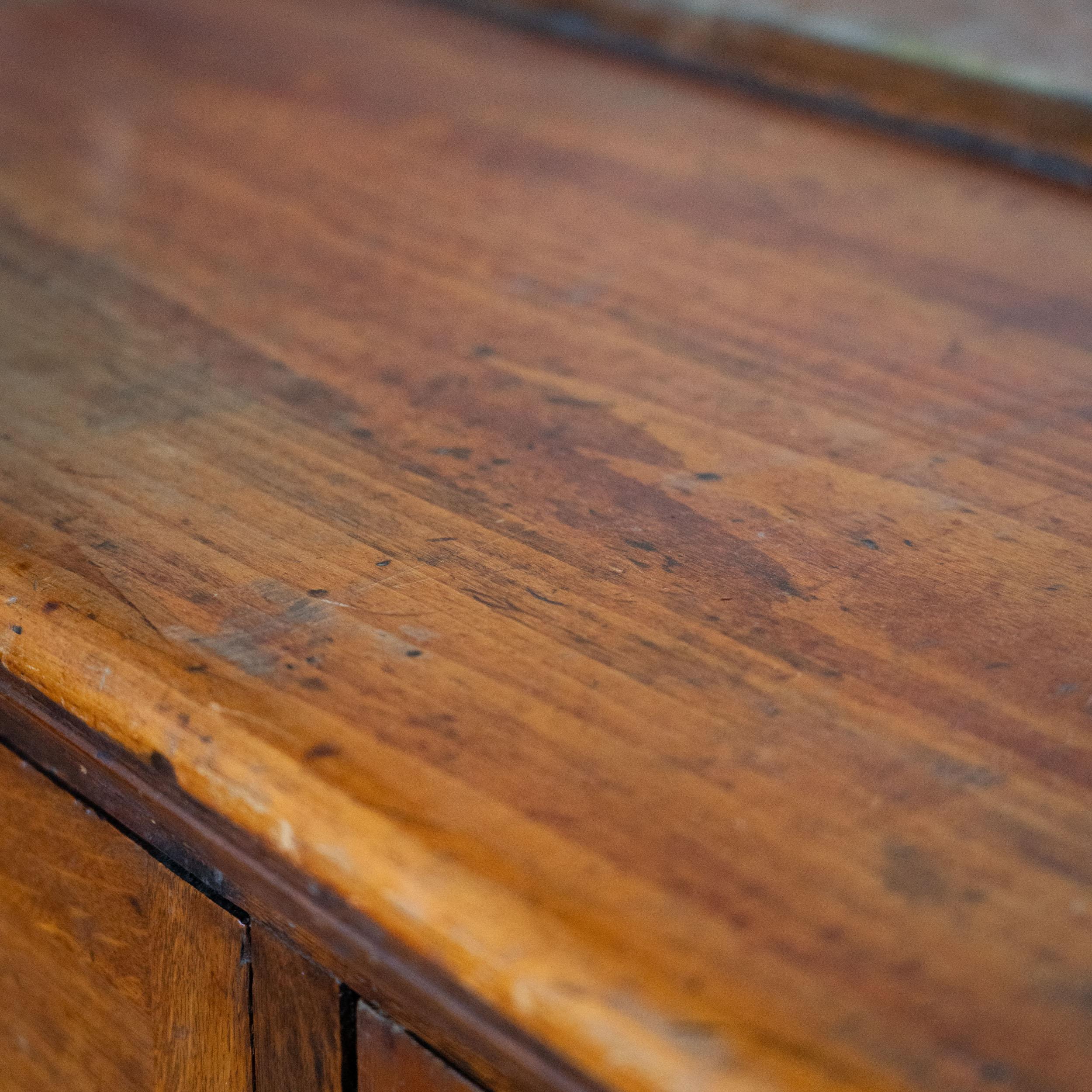 1890 oak back bar by Charles Passow and Sons Chicago For Sale 7