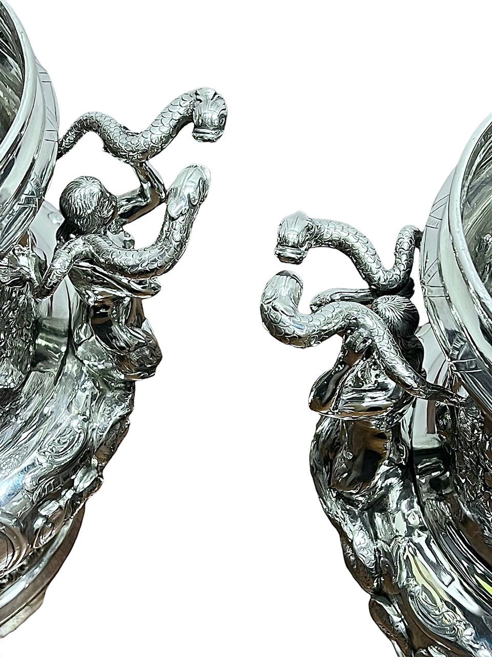 1890 Pair of German Solid Sterling Silver Coolers (Buckets), Sea Creatures For Sale 10