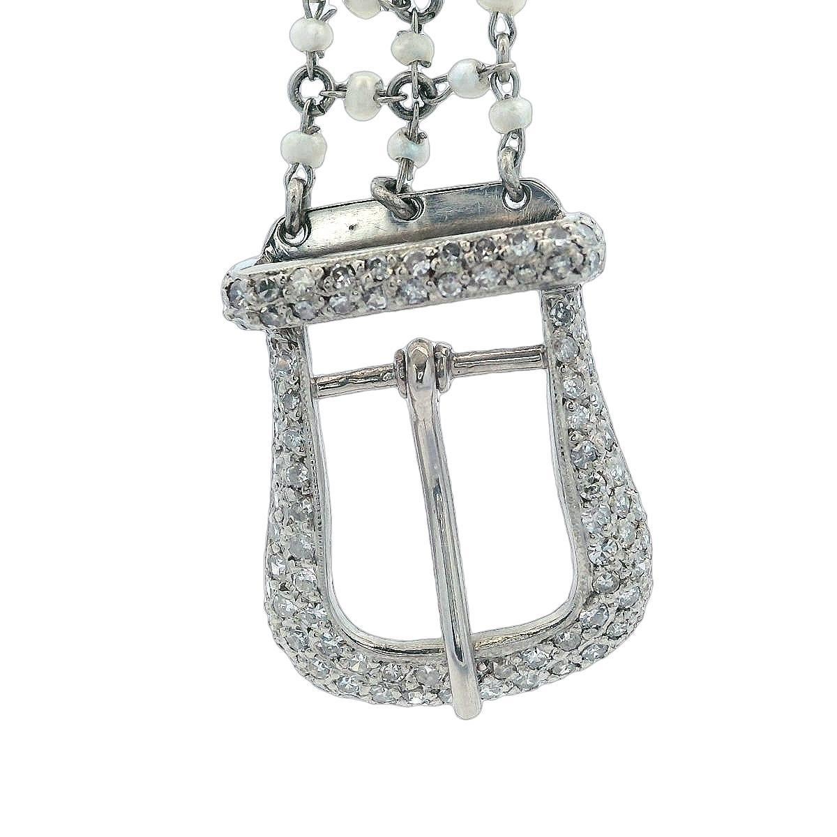 Ti presentiamo uno splendido Bracciale da Cintura Antico meticolosamente realizzato in platino, che mette in mostra l'eleganza e la raffinatezza dell'epoca. Questo squisito pezzo è impreziosito da microperle di circa 1,85 mm di diametro, che