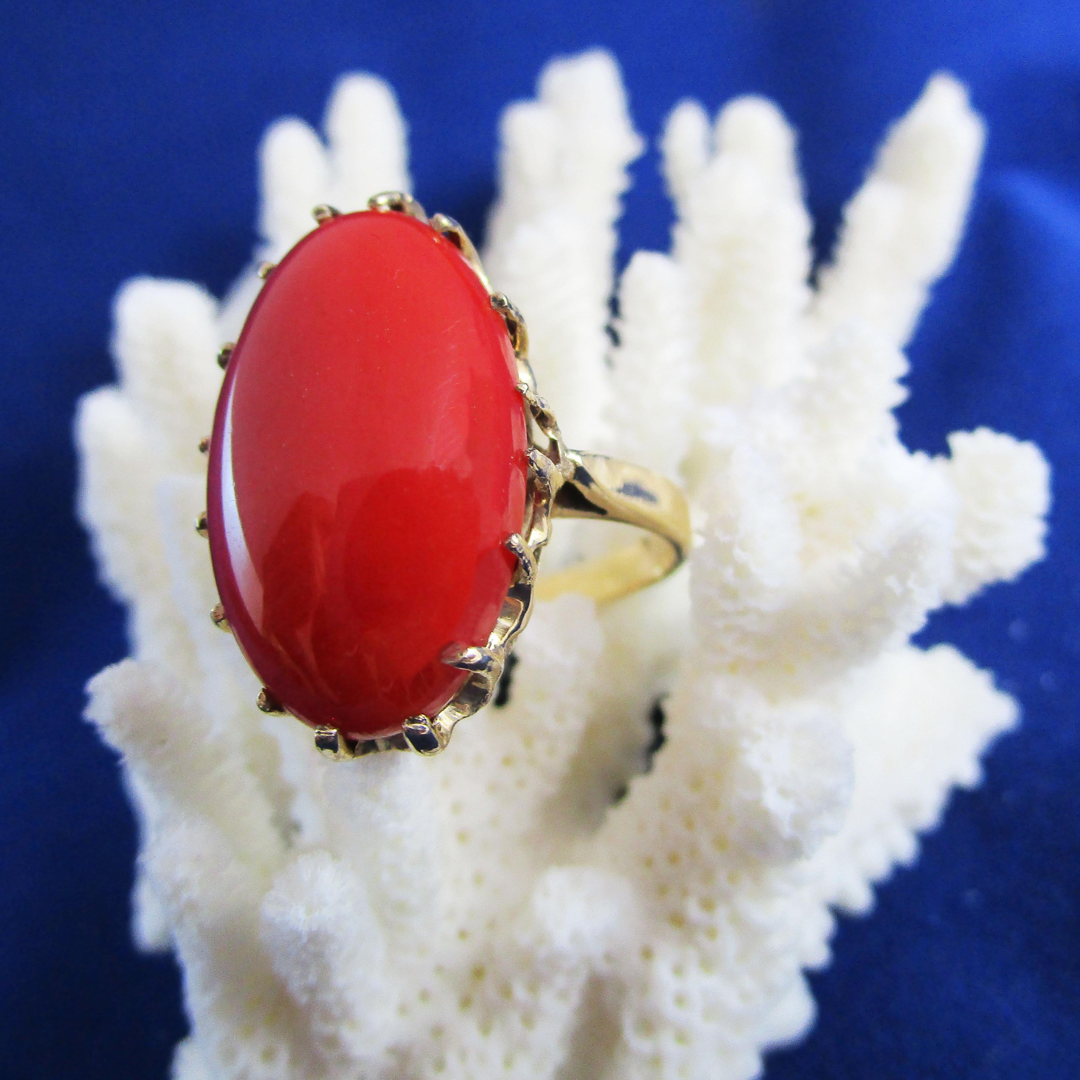 1890 Victorian 14 Karat Rose Gold Natural Red Coral Cabochon Ring In Excellent Condition In Lexington, KY