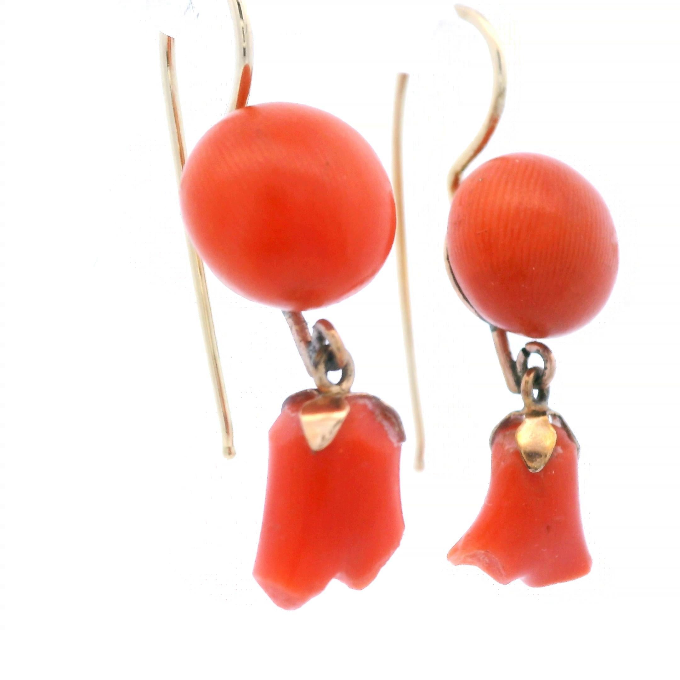 Round Cut 1890 Victorian 14k Yellow Gold Natural Coral Floral Earrings For Sale