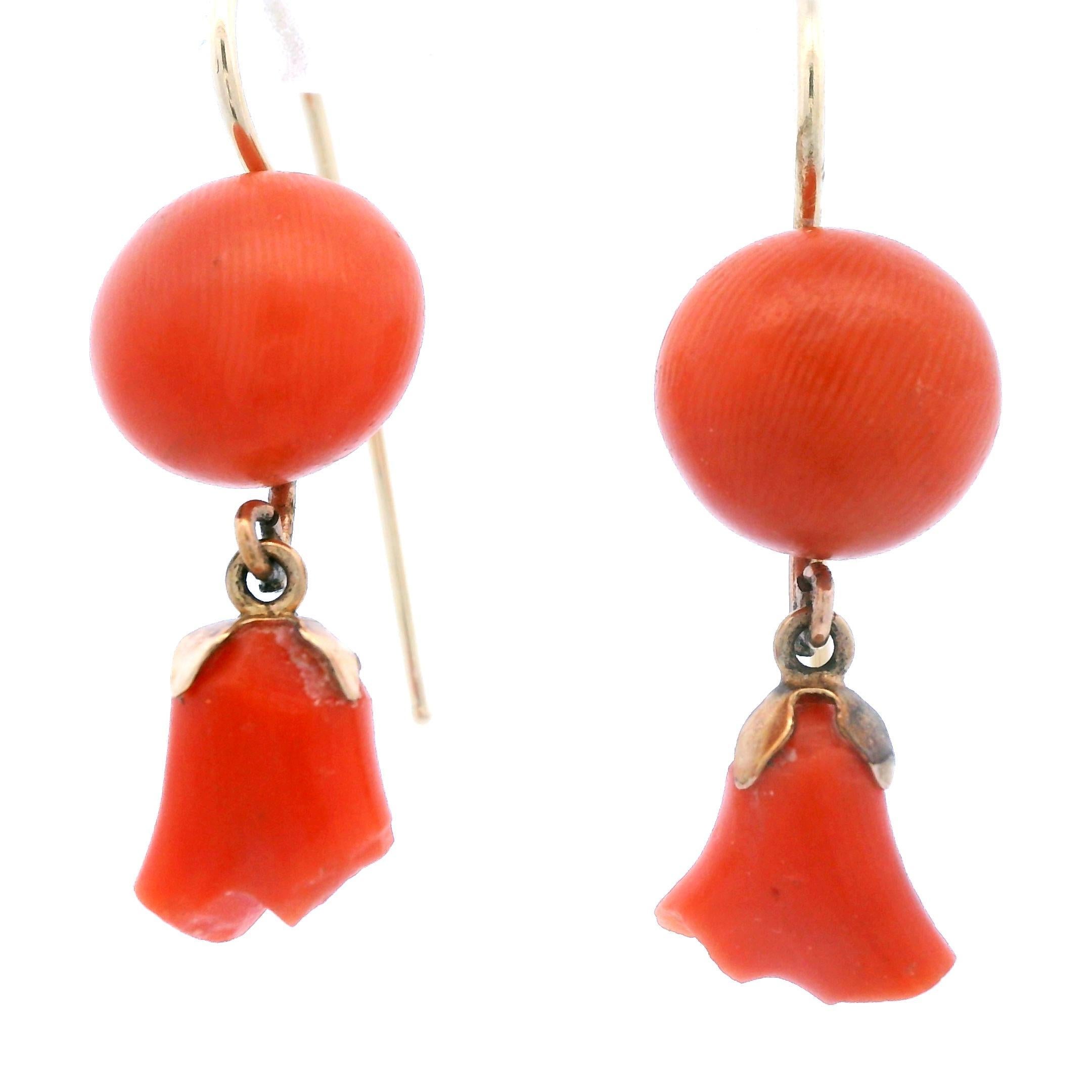 Women's 1890 Victorian 14k Yellow Gold Natural Coral Floral Earrings For Sale