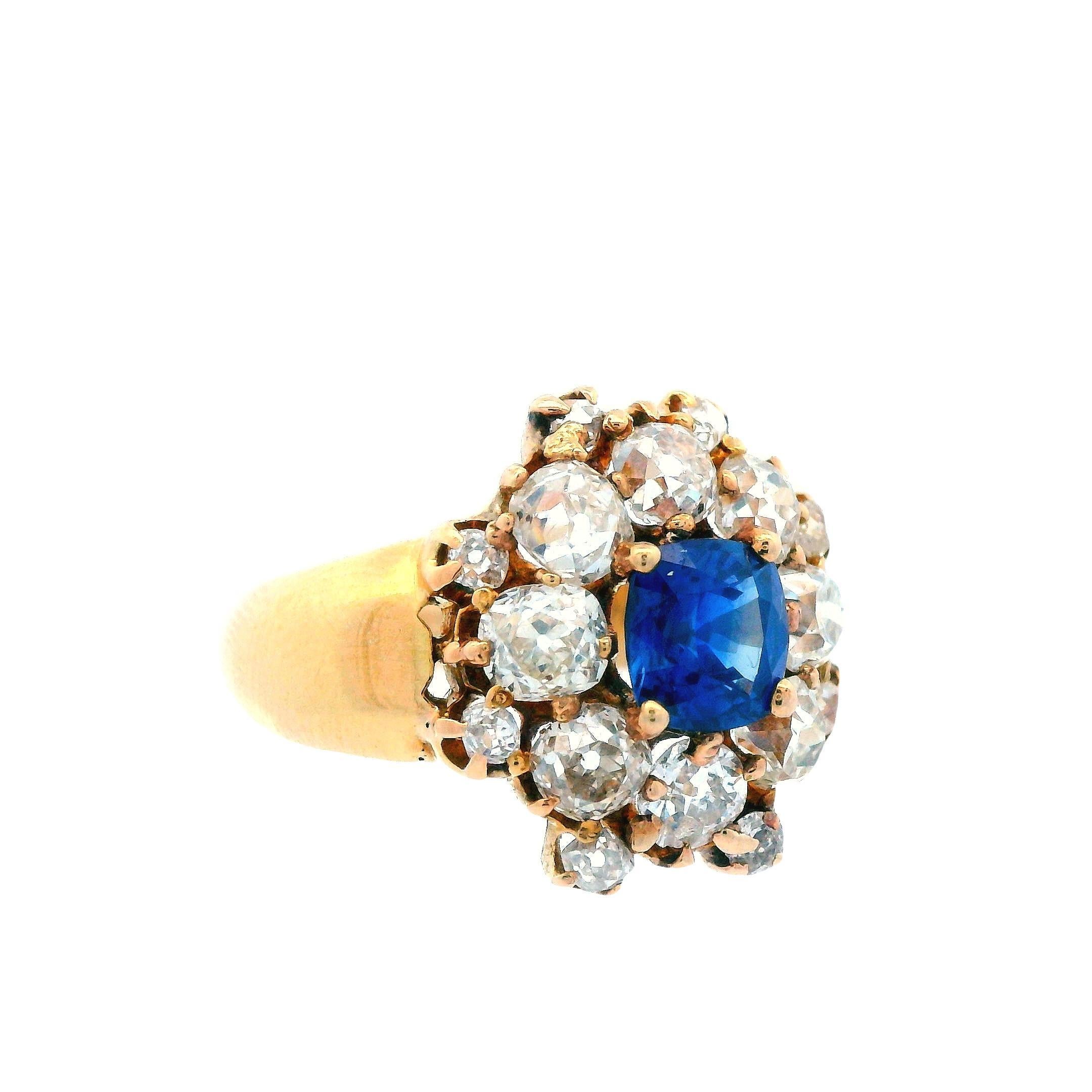 Cabochon 1890 Victorian 18K Yellow Gold Sapphire and Diamond Ring For Sale