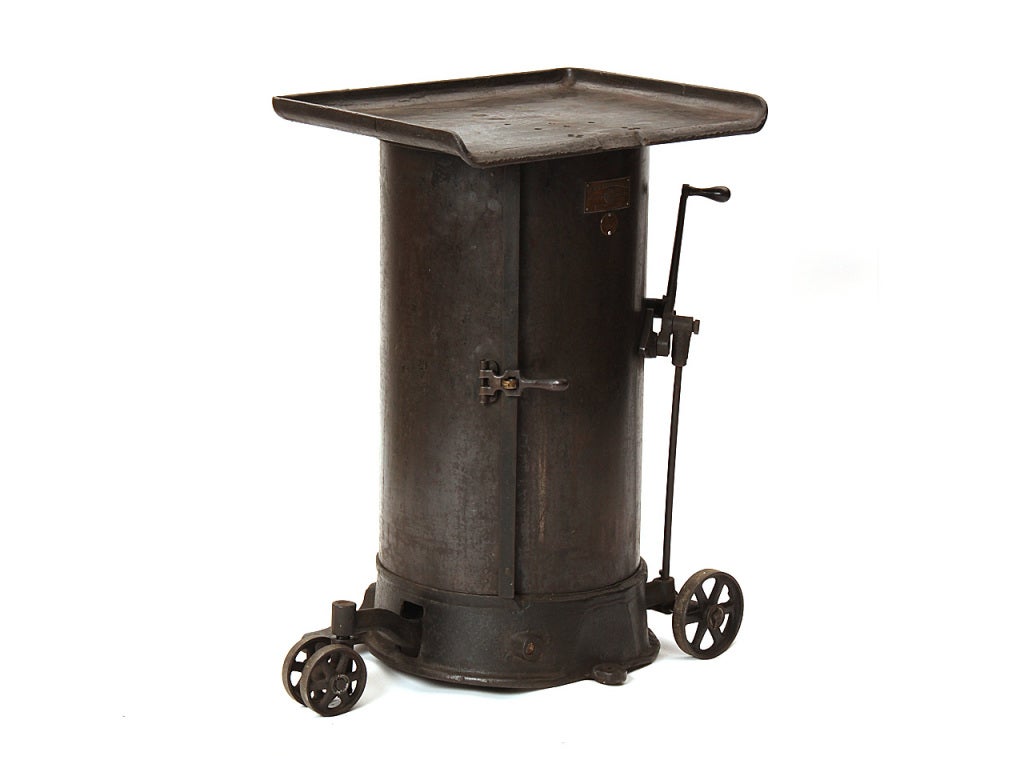American Made Industrial Bar Cart von New Britain Machine Co. aus den 1890er Jahren (amerikanisch) im Angebot