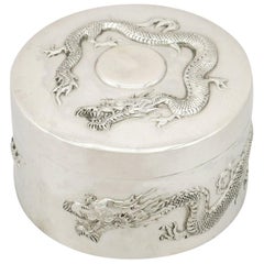 boîte en argent d'exportation chinoise ancienne des années 1890 par Wang Hing