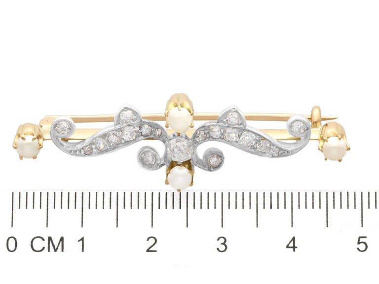 1890s Antique Diamond and Pearl Yellow Gold Brooch For Sale 1