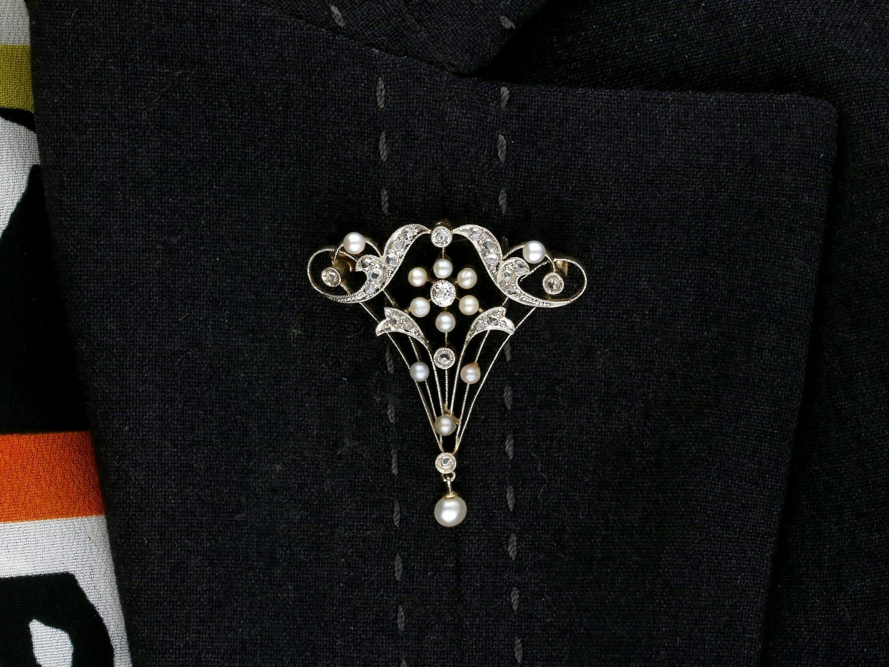 Antike Diamant-Perlen- und Gelbgold-Brosche der Belle Époque aus den 1890er Jahren im Angebot 4