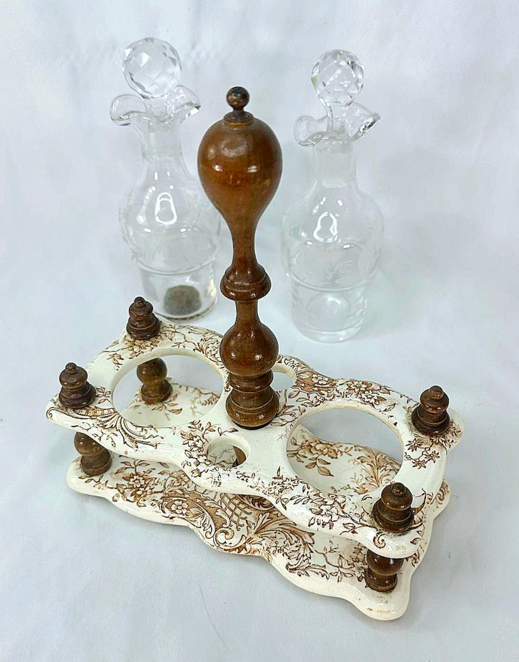 1890 Antique French Salins Creamware Cruet Set Olio e Aceto - 3 pezzi in vendita 5
