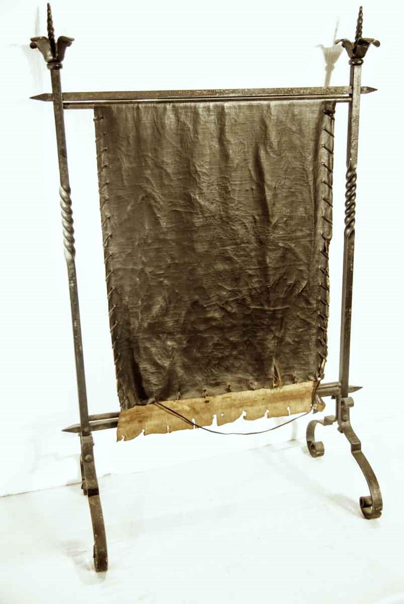1890s Antique French Wrought Iron and Painted Floral Leather Fire Screen 5