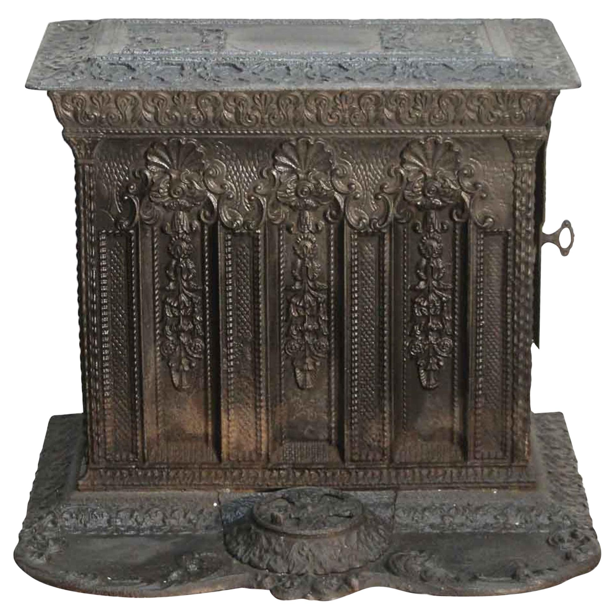 1890s Antique Ornate Victorian Style Detailed Cast Iron Coal Stove