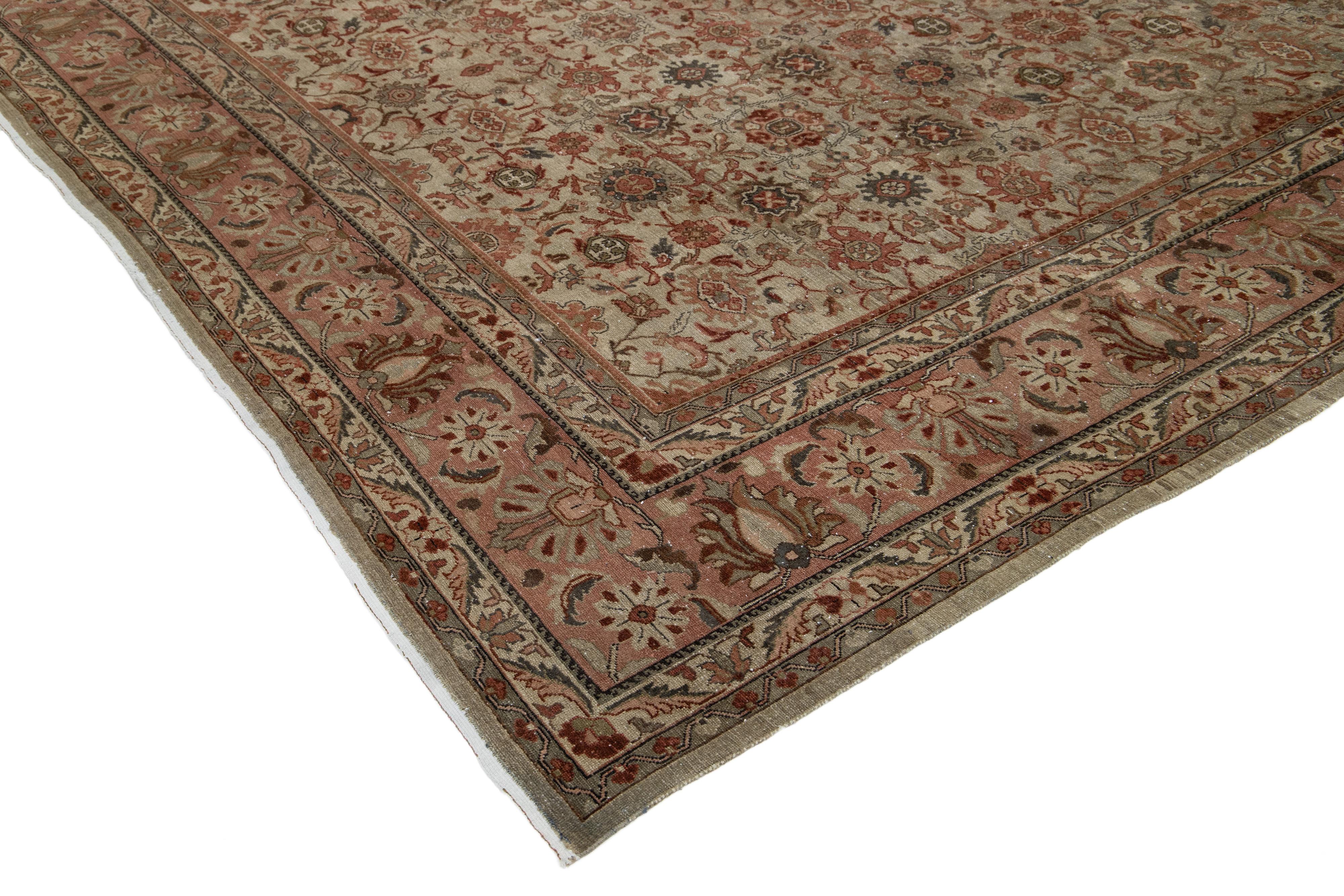XIX secolo Tappeto antico persiano in lana Malayer del 1890 con disegni floreali in marrone in vendita