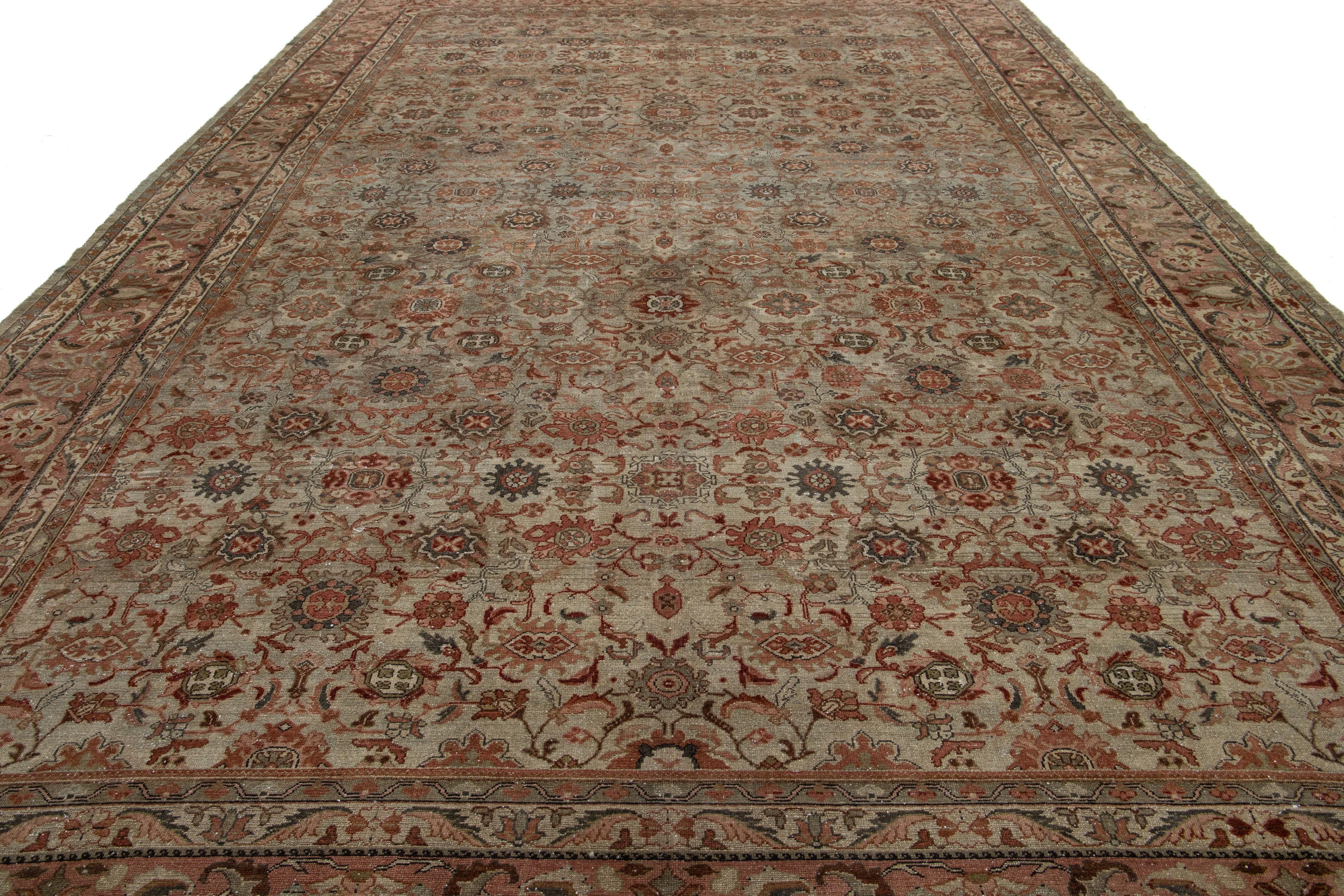 Tappeto antico persiano in lana Malayer del 1890 con disegni floreali in marrone in vendita 2
