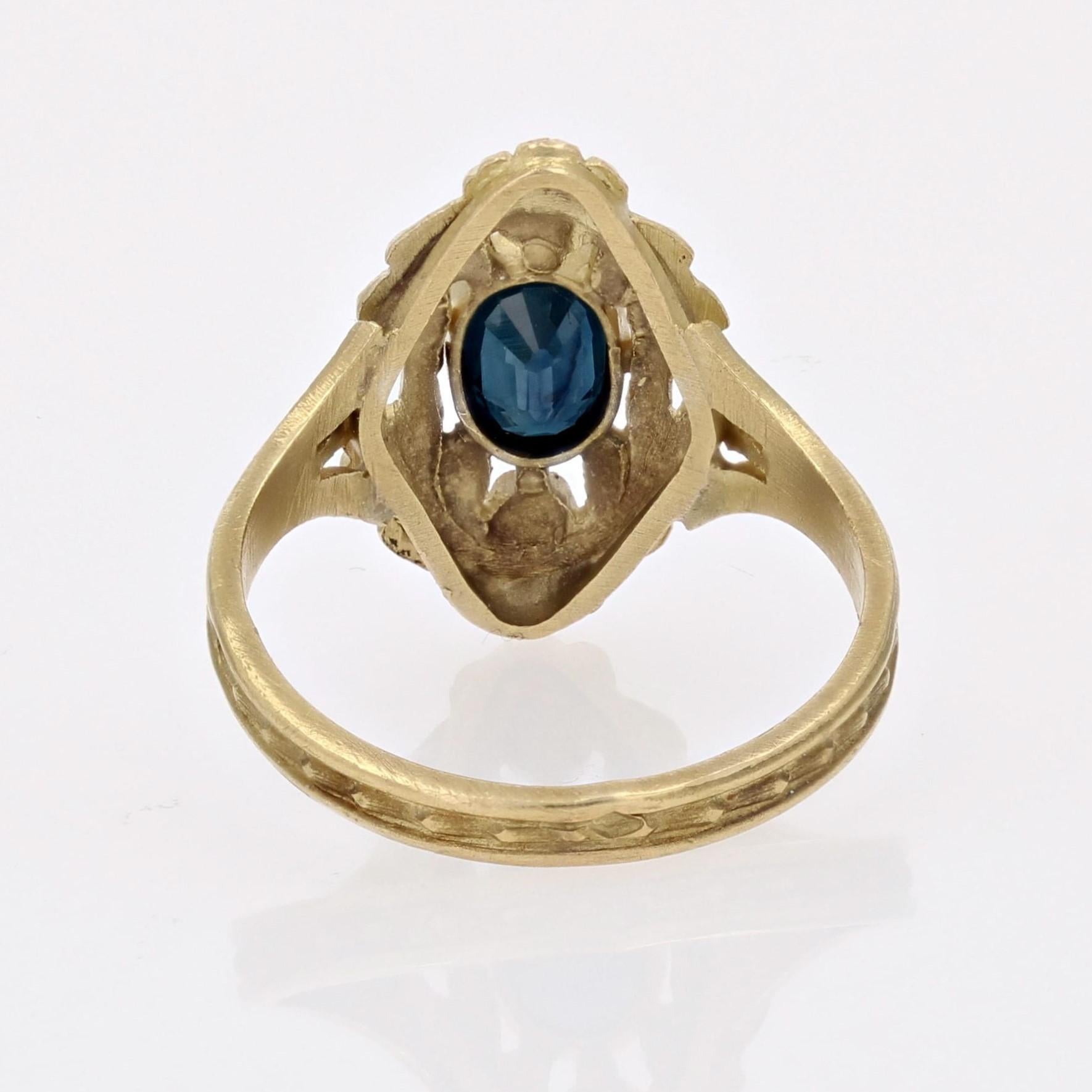 1890s Art Nouveau Sapphire 18 Karat Matte Yellow Gold Ring For Sale 11