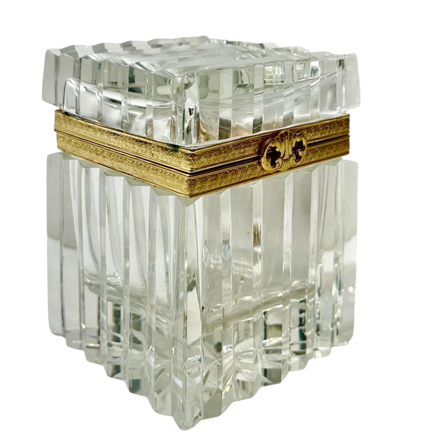 Late 19th Century 1890s Baccarat Crystal Box With Dore Bronze Mounts For Sale