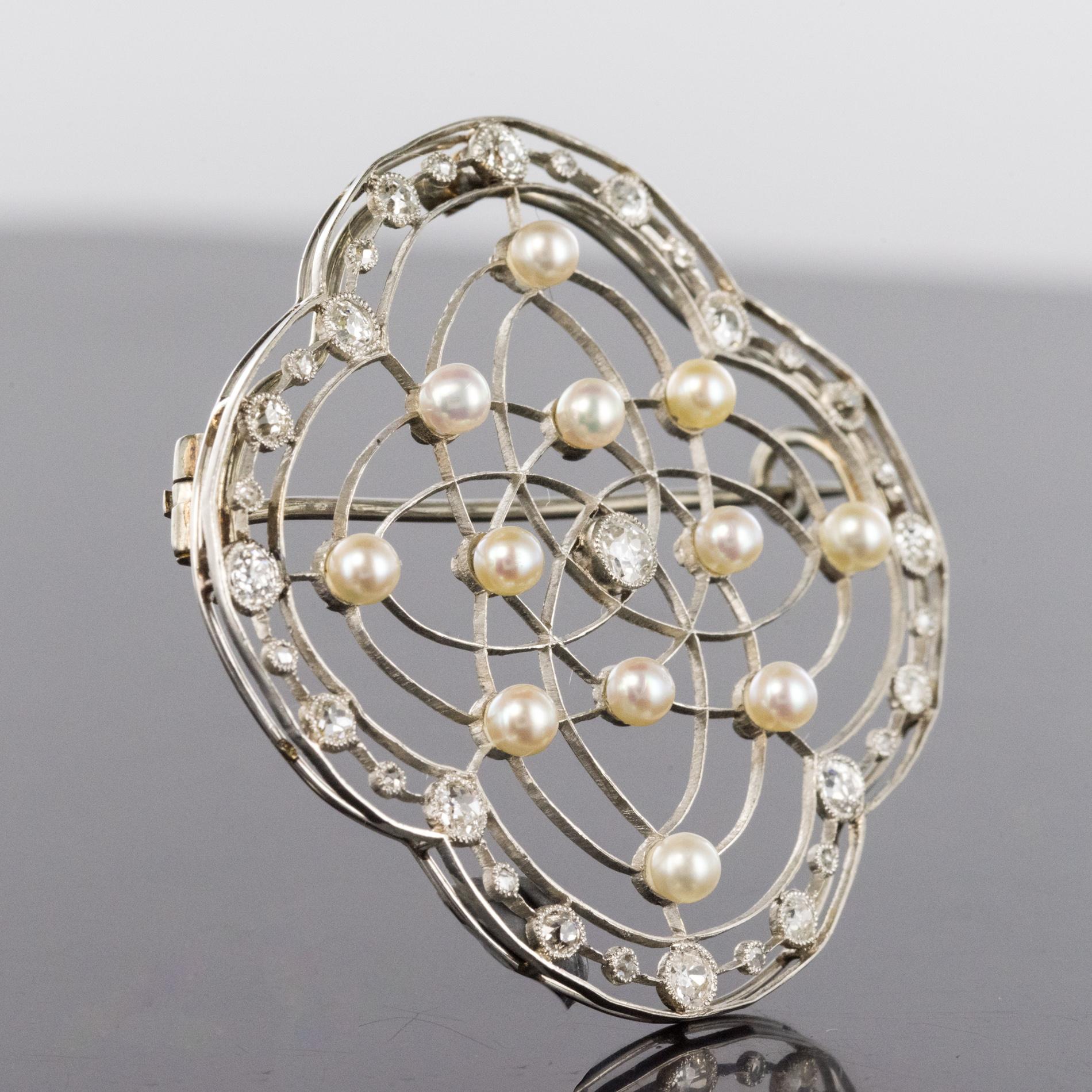 Belle Époque 1890s Belle poque Perle naturelle Diamants Or 18 carats Platine Broche en vente