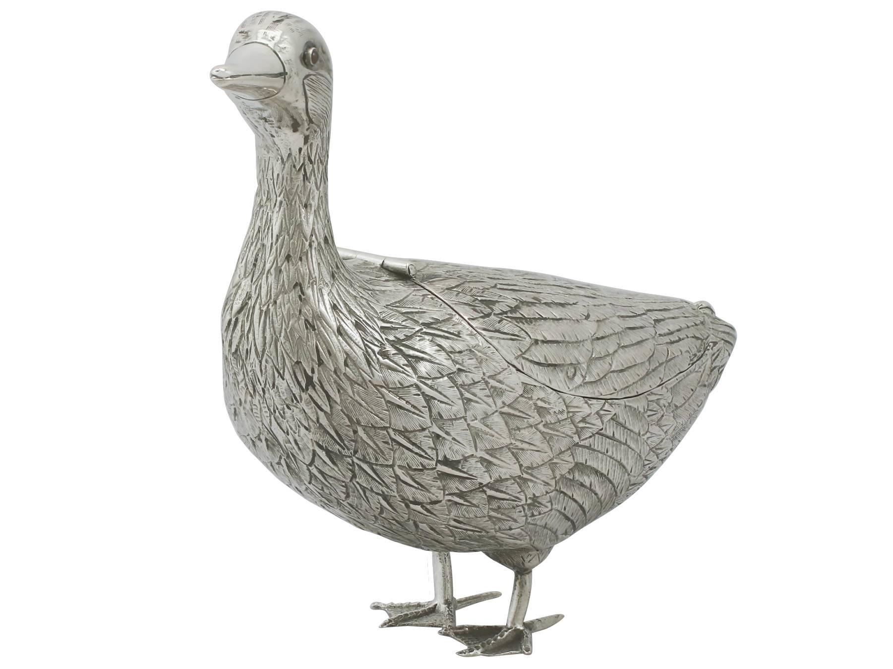 An exceptional, fine and impressive antique Dutch silver sugar box realistically modelled in the form of a duck; an addition to our animal related silverware collection

This exceptional antique Dutch silver sugar box has been realistically