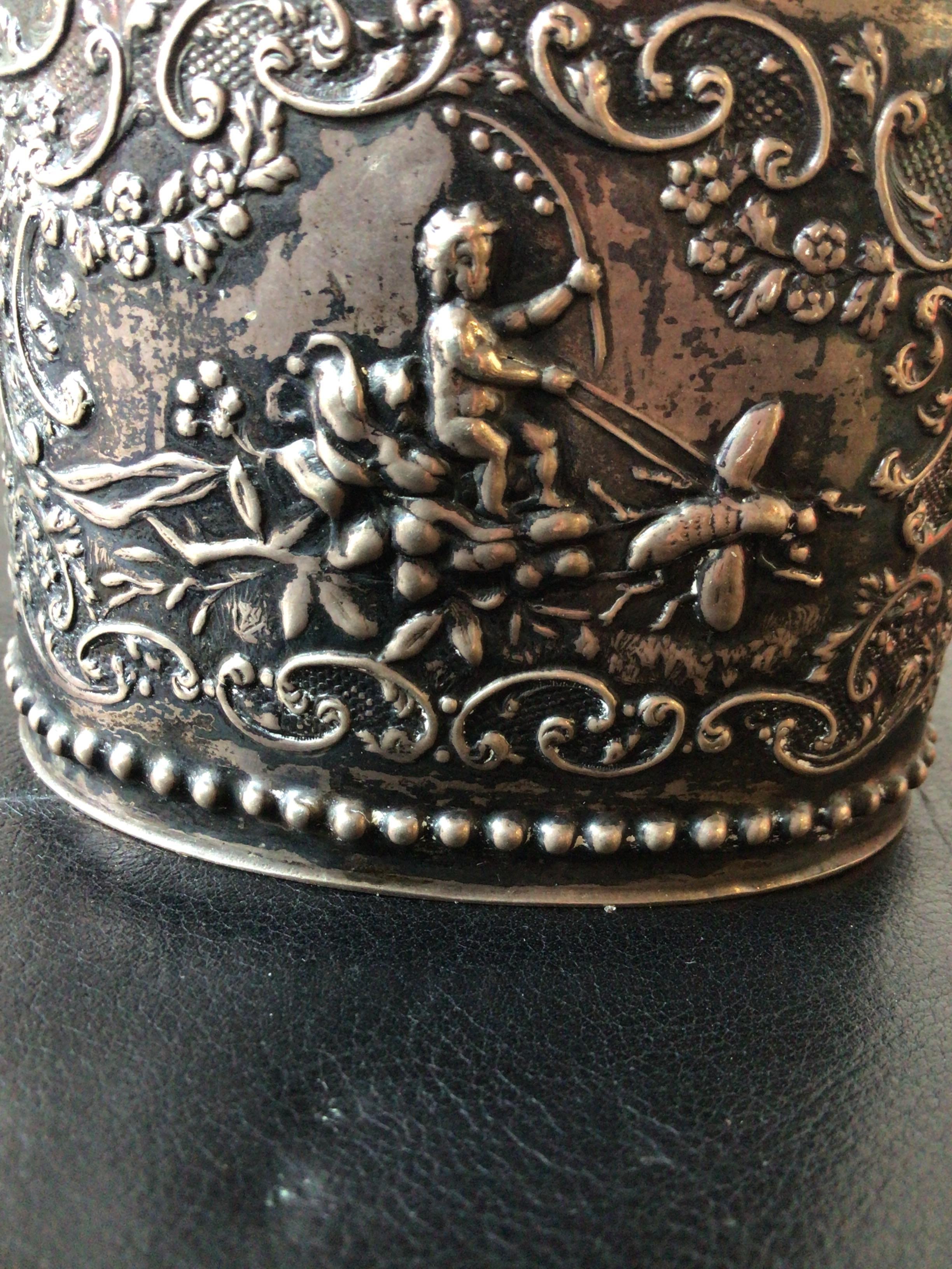 1890s European Sterling Silver Bumble Bee Box For Sale 5