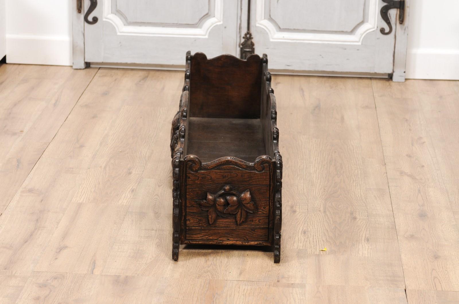 1890s French Oak Planter with Carved Gardening Themed Frieze For Sale 6