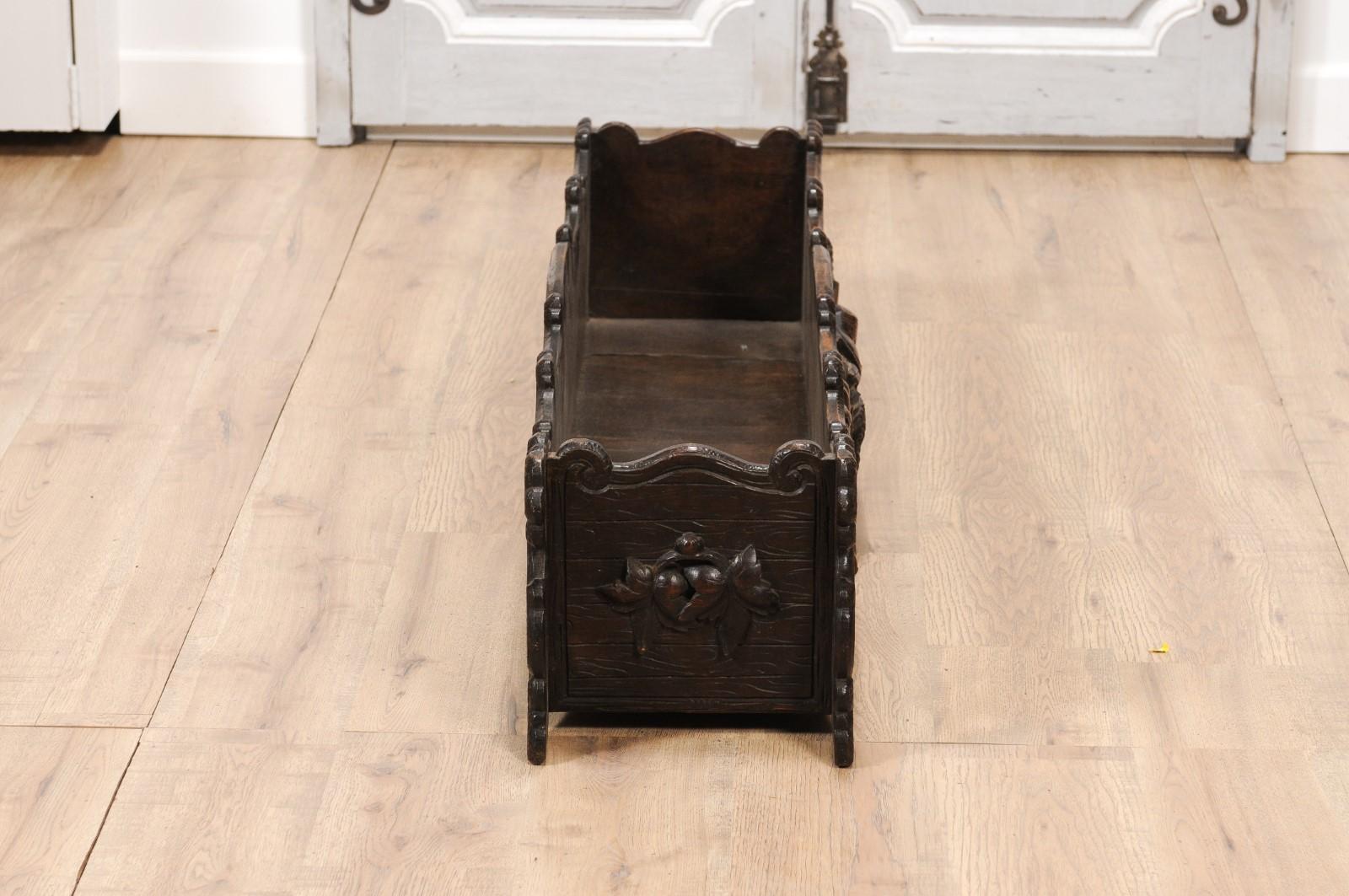 1890s French Oak Planter with Carved Gardening Themed Frieze For Sale 2