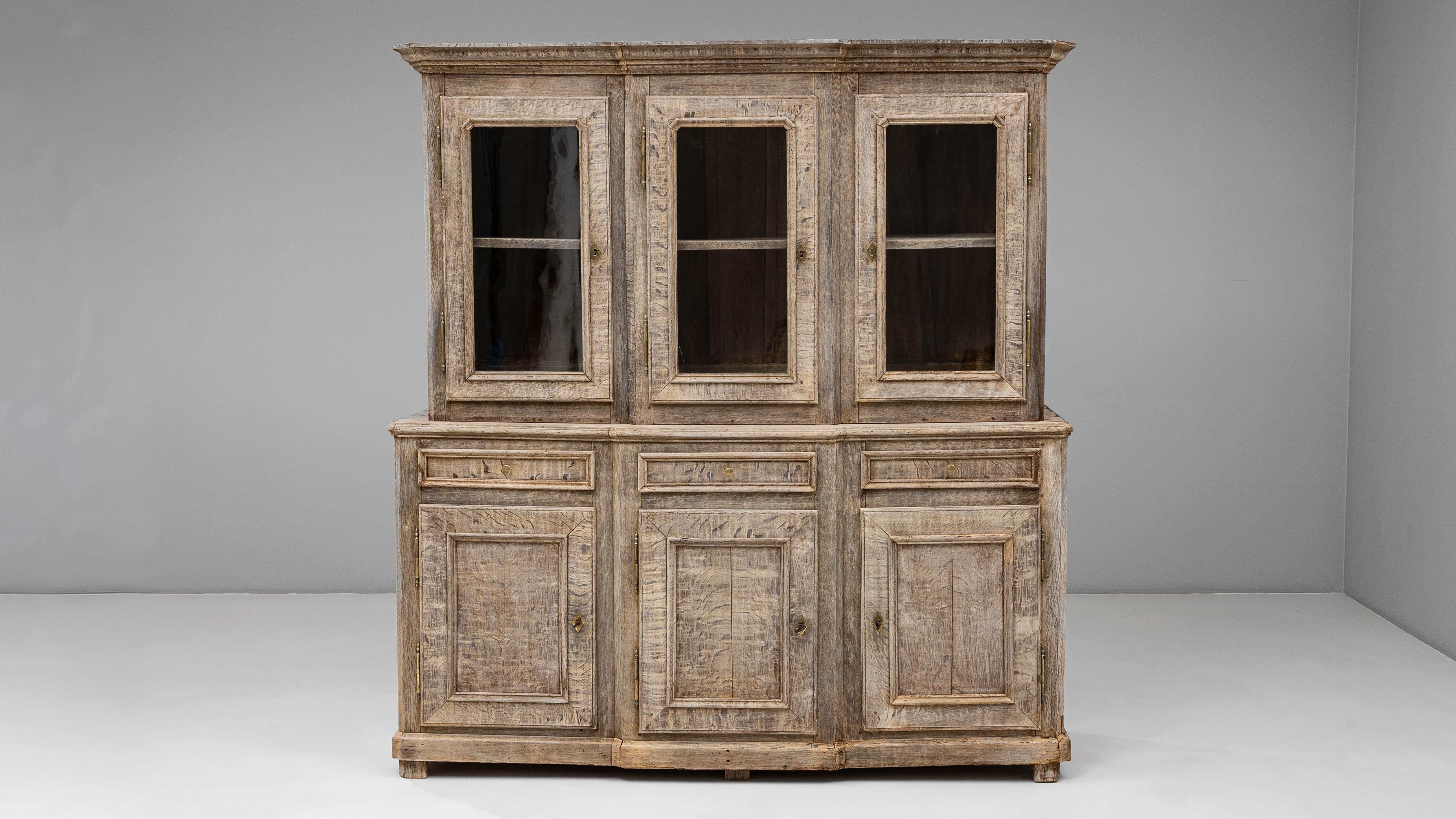 1890er Jahre Französisch Provincial Eiche Vitrine im Angebot 2