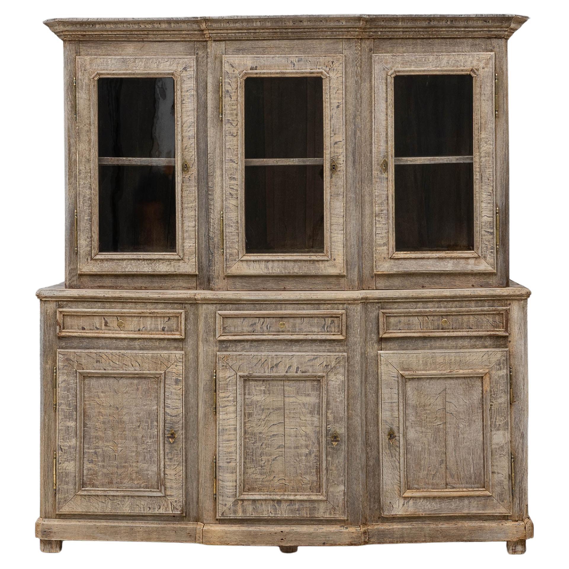 Vitrina Provincial Francesa de Roble de 1890