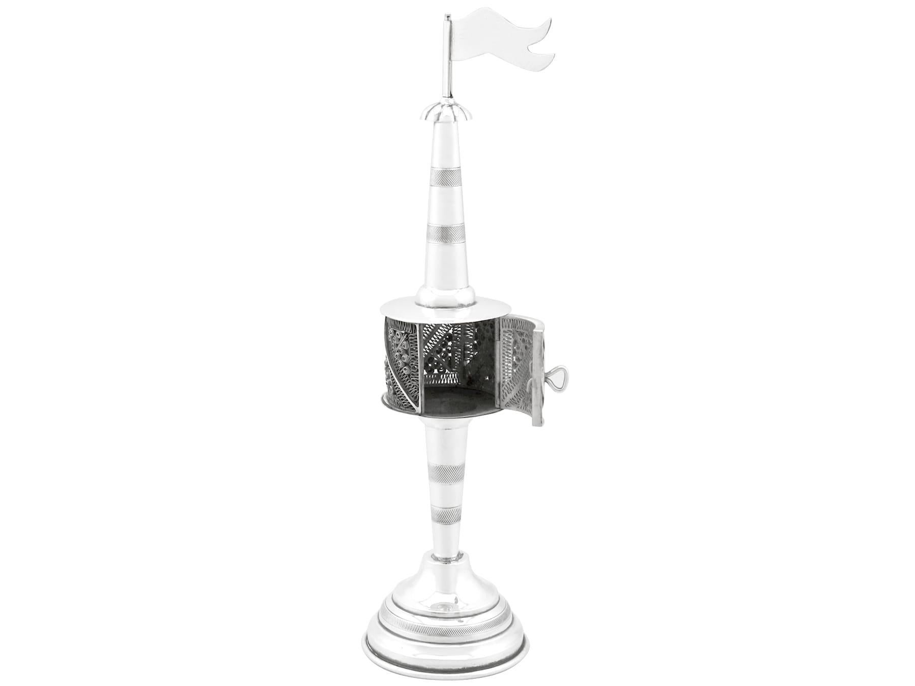 Torre de especias de plata alemana de 1890 Silver en venta