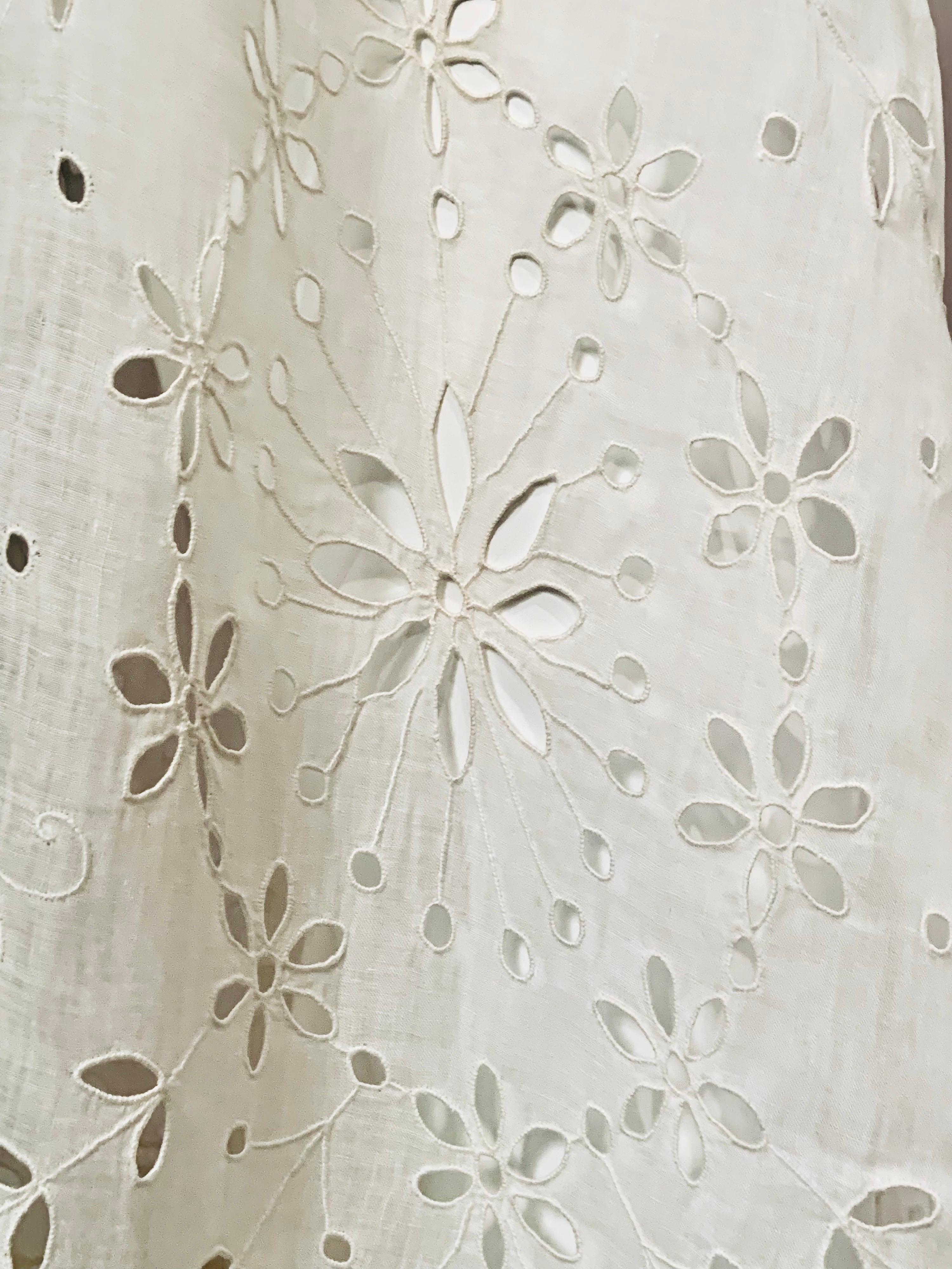 Beige 1890's Irish Lace and Embroidered Cut Work Handkerchief Linen Victorian Dress