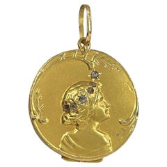 1890's Jugendstil Art Nouveau High Carat 18K Gold Lady Rosecut Diamond Pendant