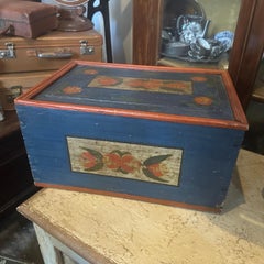 1890s Louis Philippe Red and Blue Lacquered Wood Sicilian Box