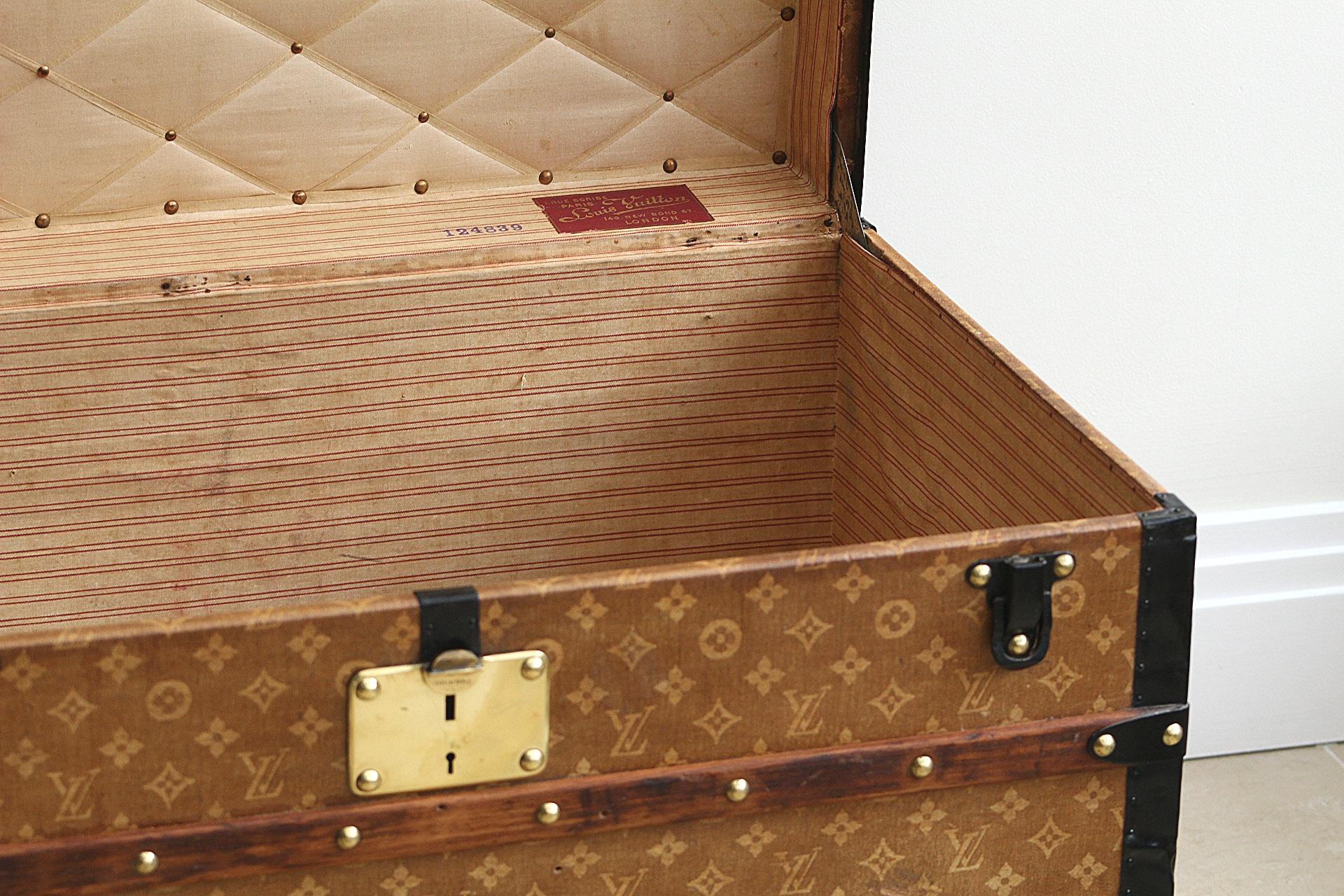 1890s Louis Vuitton Courier Trunk in Monogram Woven Canvas For Sale 6