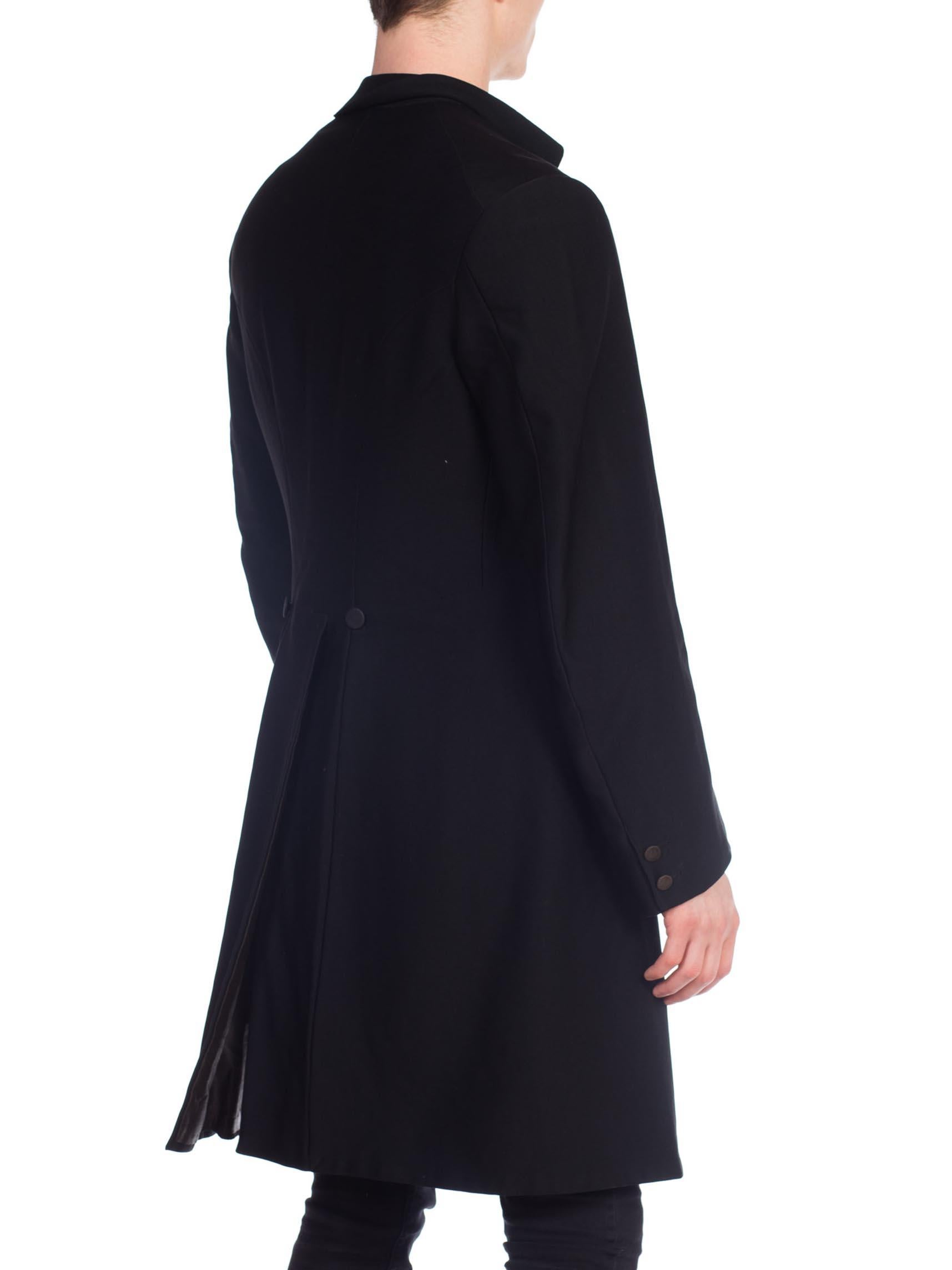 Manteau large victorien en laine noir avec double boutonnage pour hommes, années 1980 en vente 1