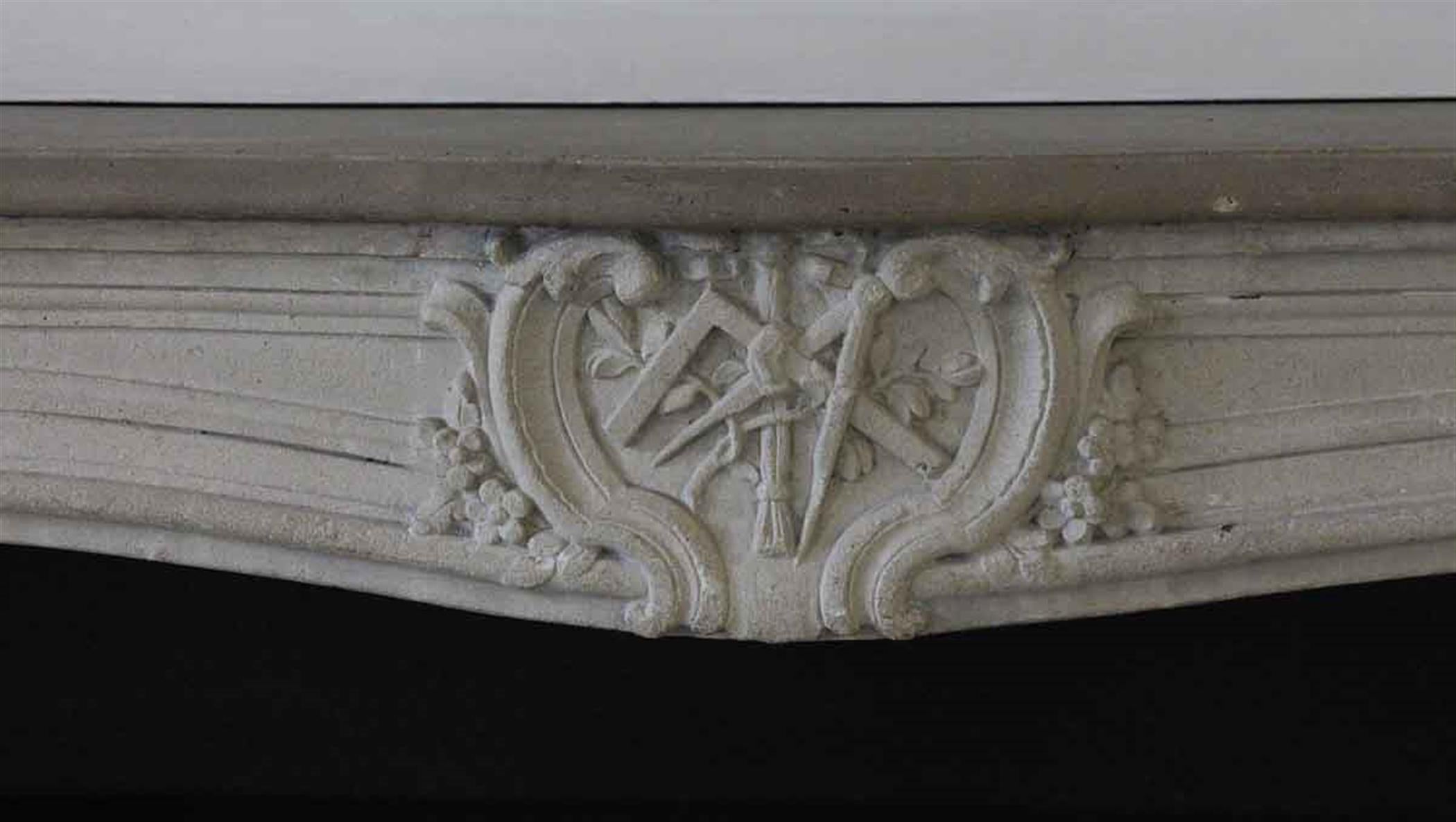Louis XV French Carved Limestone Mantel Waldorf Astoria Hotel  For Sale 3