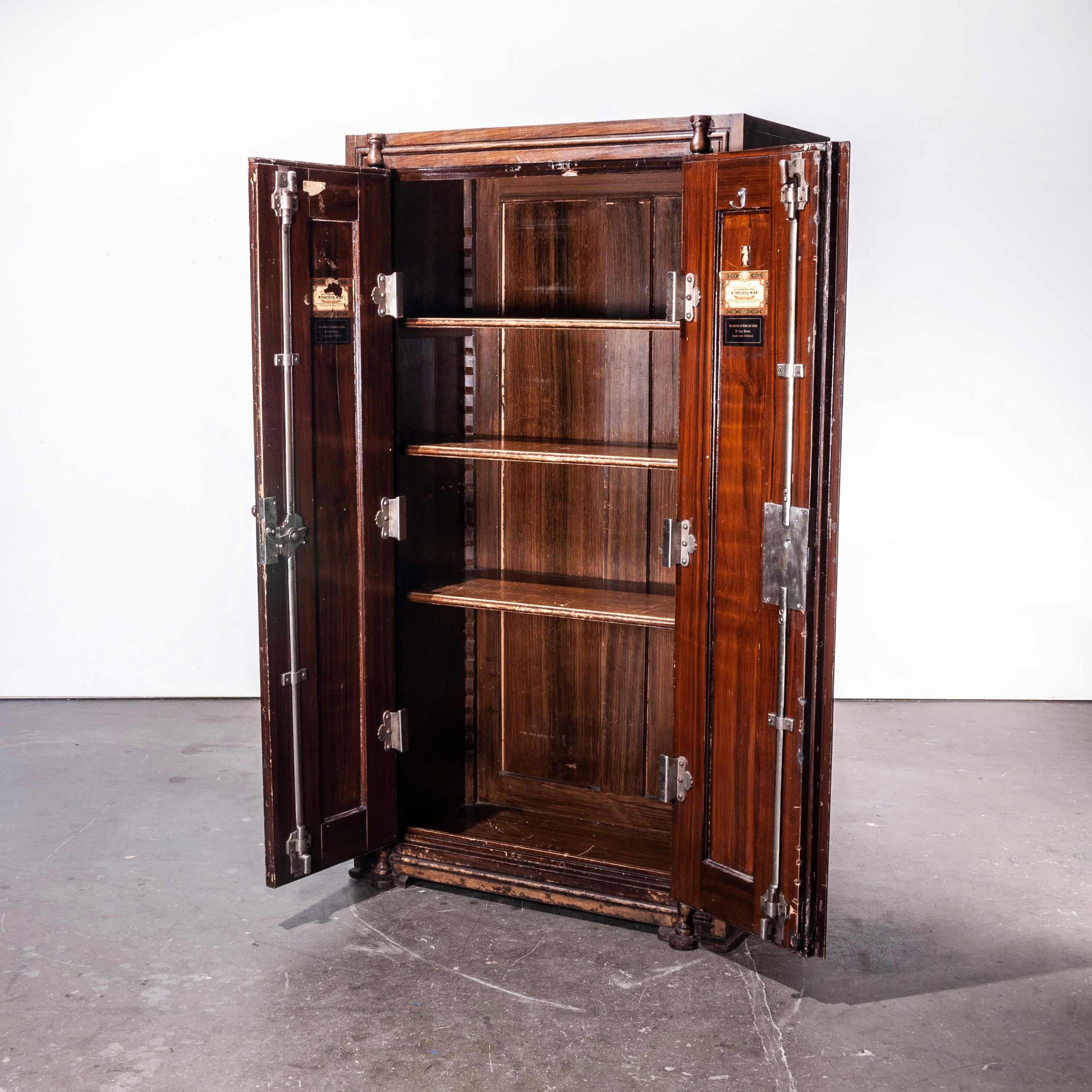 Grande armadio ignifugo originale brevettato del 1890 di Tanczos di Vienna in vendita 11