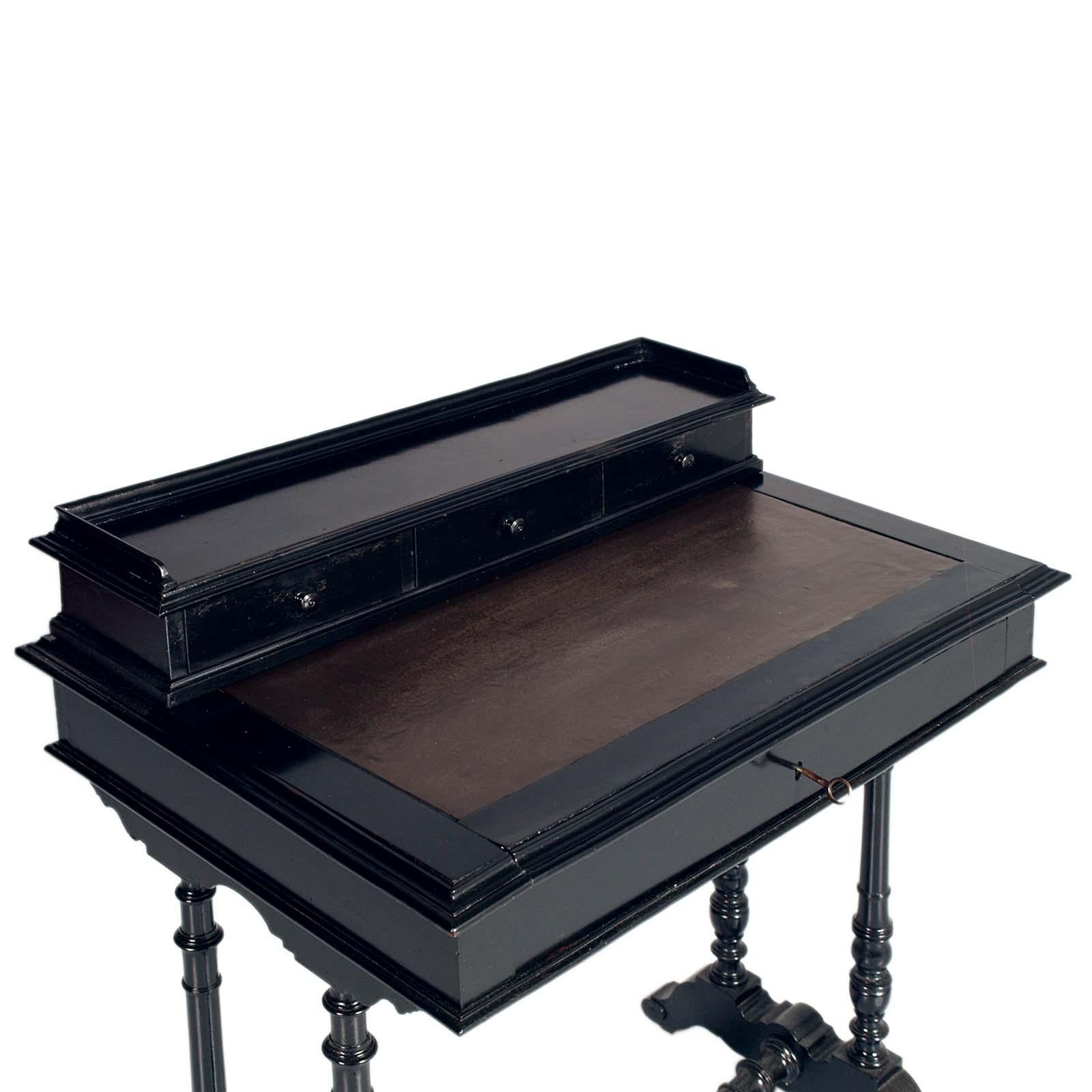 Italian 1890s Secretary Writing Desk Console Vanity by Bassano's Ebanistery in walnut