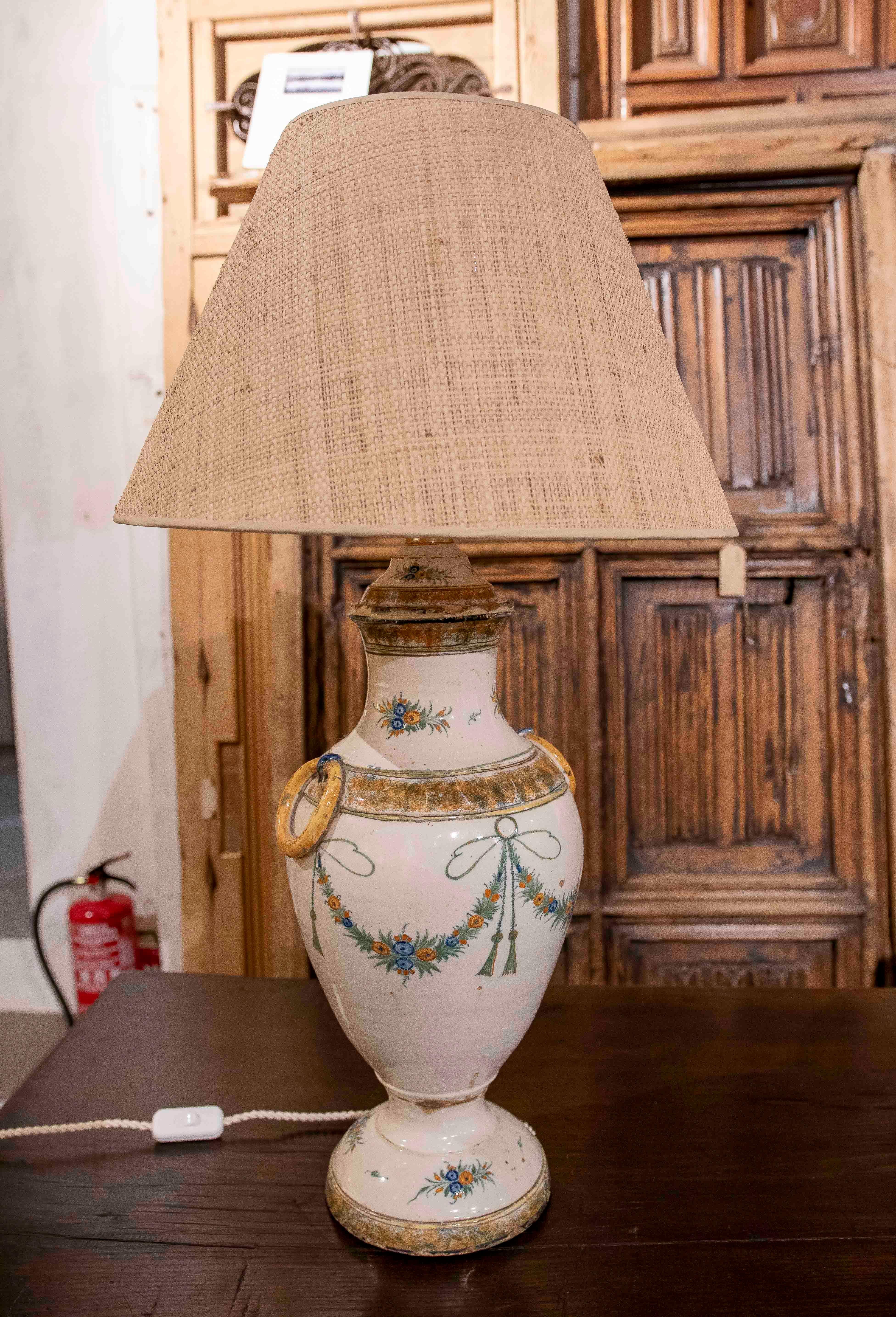 1890s Table Lamp with Spanish Ceramic Water Fountain In Good Condition In Marbella, ES