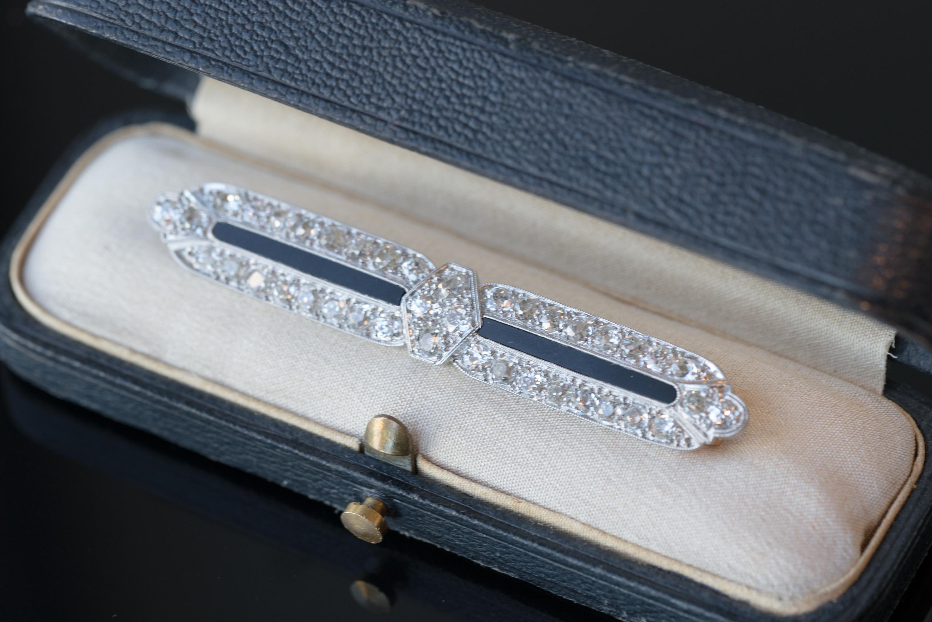 Tiffany & Co. 4 Carat Total Diamond and Onyx Platinum Bar Pin Brooch In Good Condition In Atlanta, GA