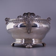 1890s Tiffany & Co Victorian Feather Leaf Centerpiece Sterling Silver Bowl 8 Pt.
