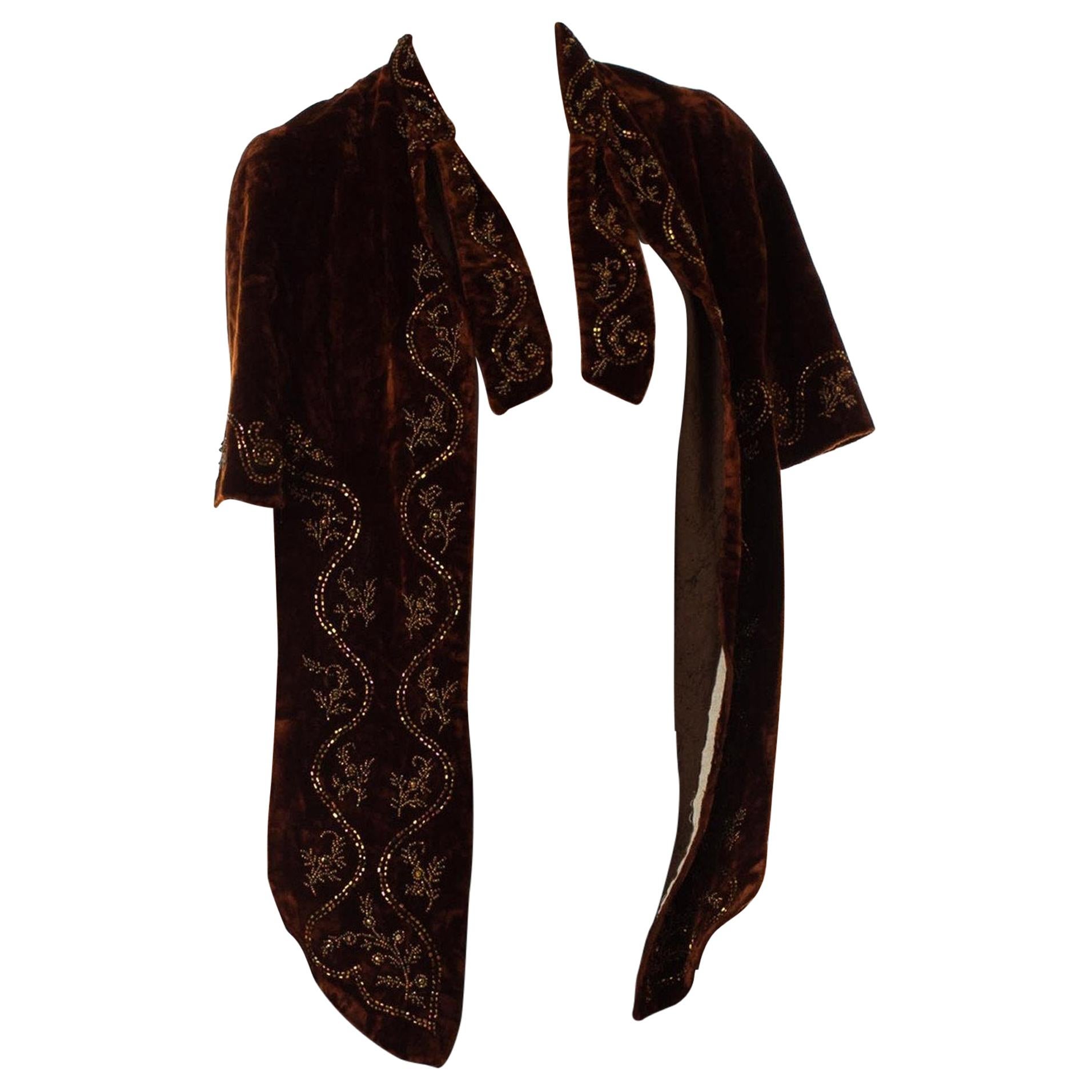 Victorian Cigar Brown Silk Velvet Hand Beaded 1880S Short Cape For Sale