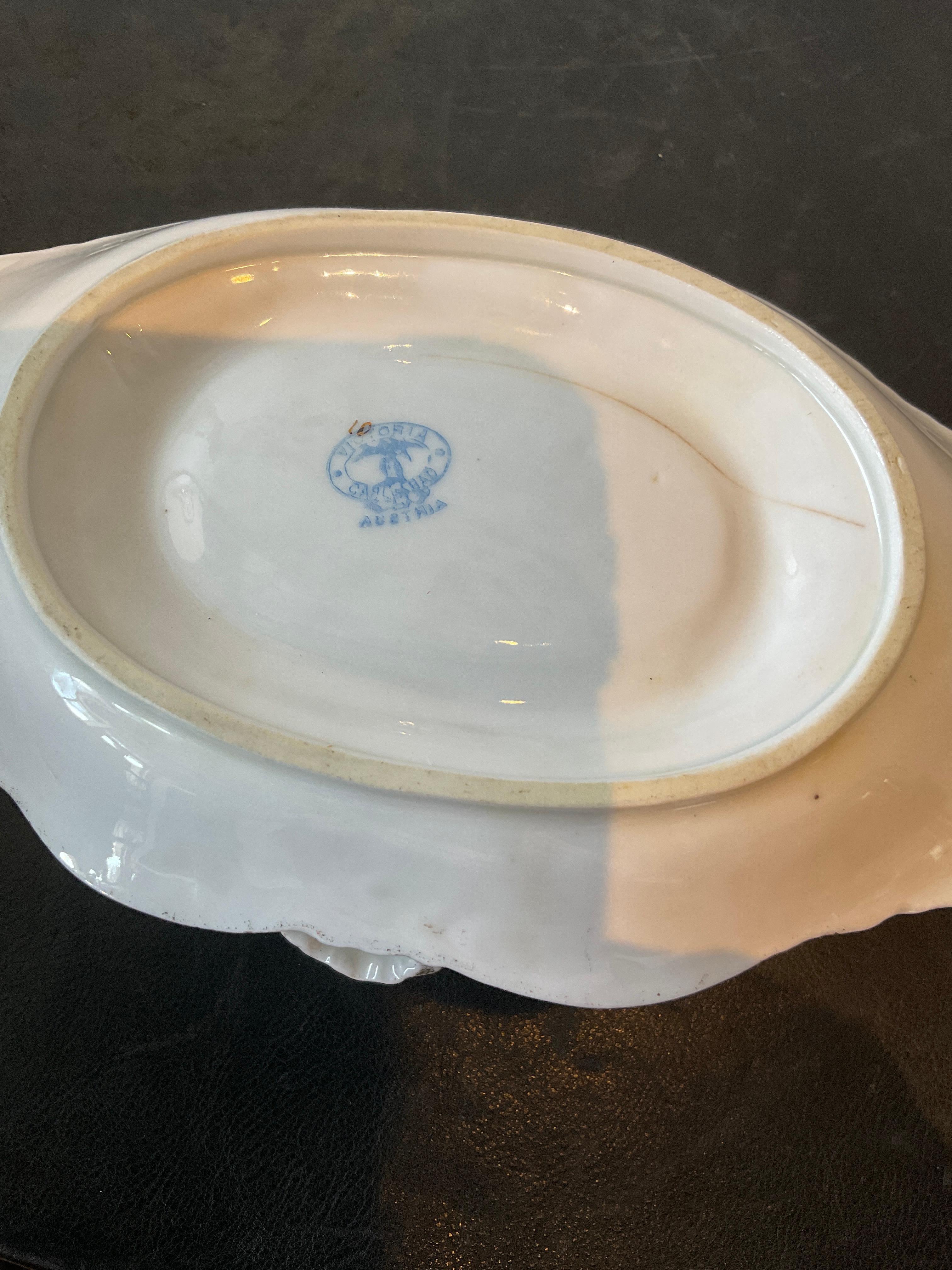 1890s Victoria Carlsbad Juego de Peces de Cerámica Austriaca 11 Piezas en venta 9